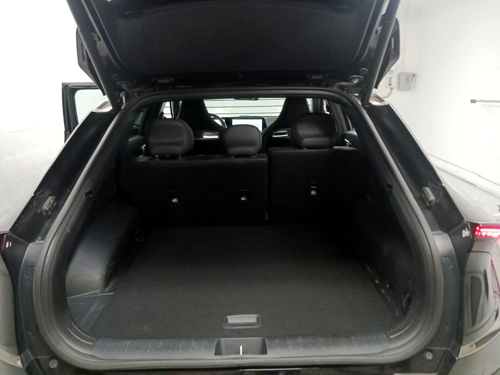 Thumbnail: 2023 Kia EV6 - 20