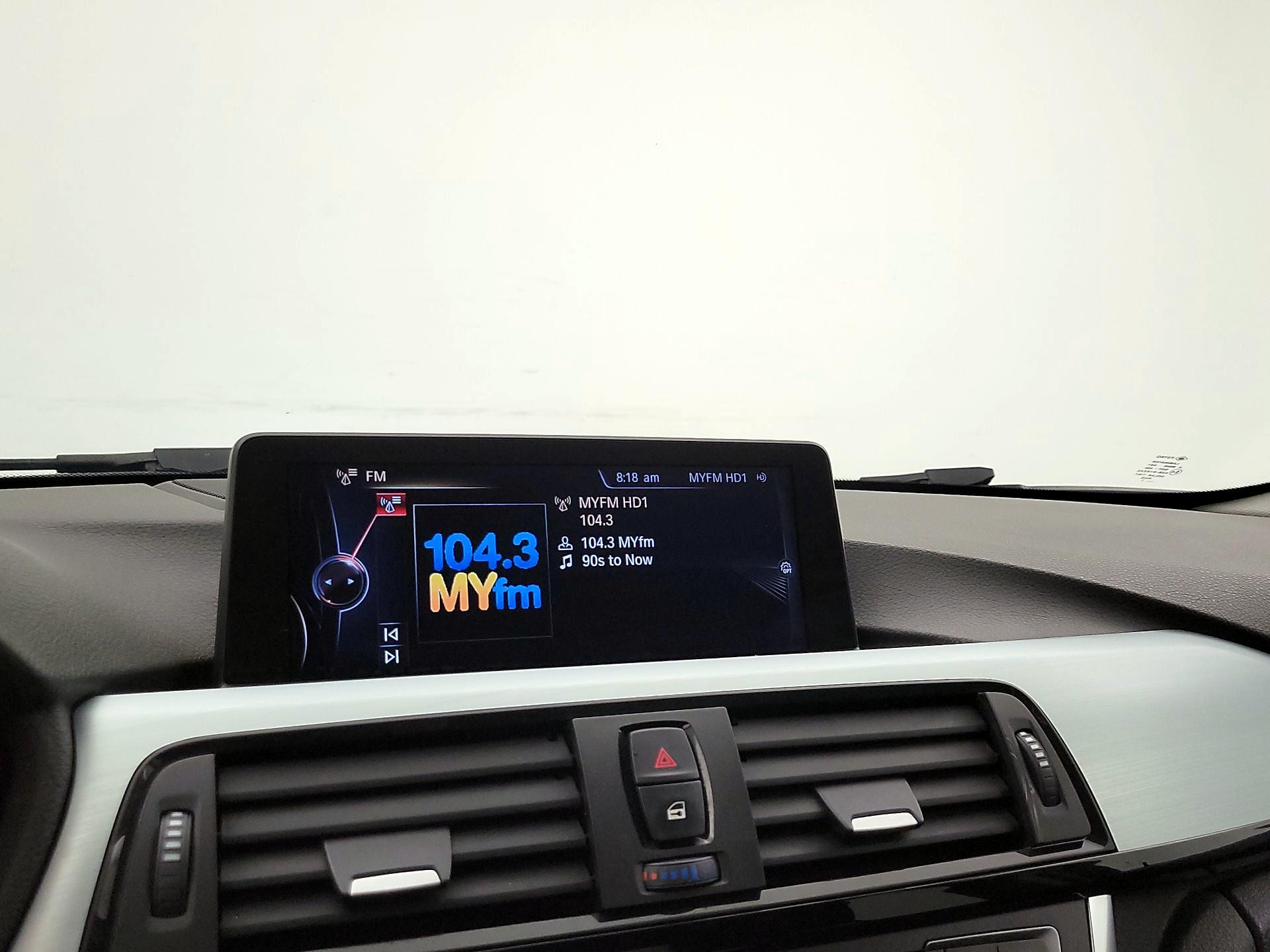 Thumbnail: 2015 BMW 3 Series - 16