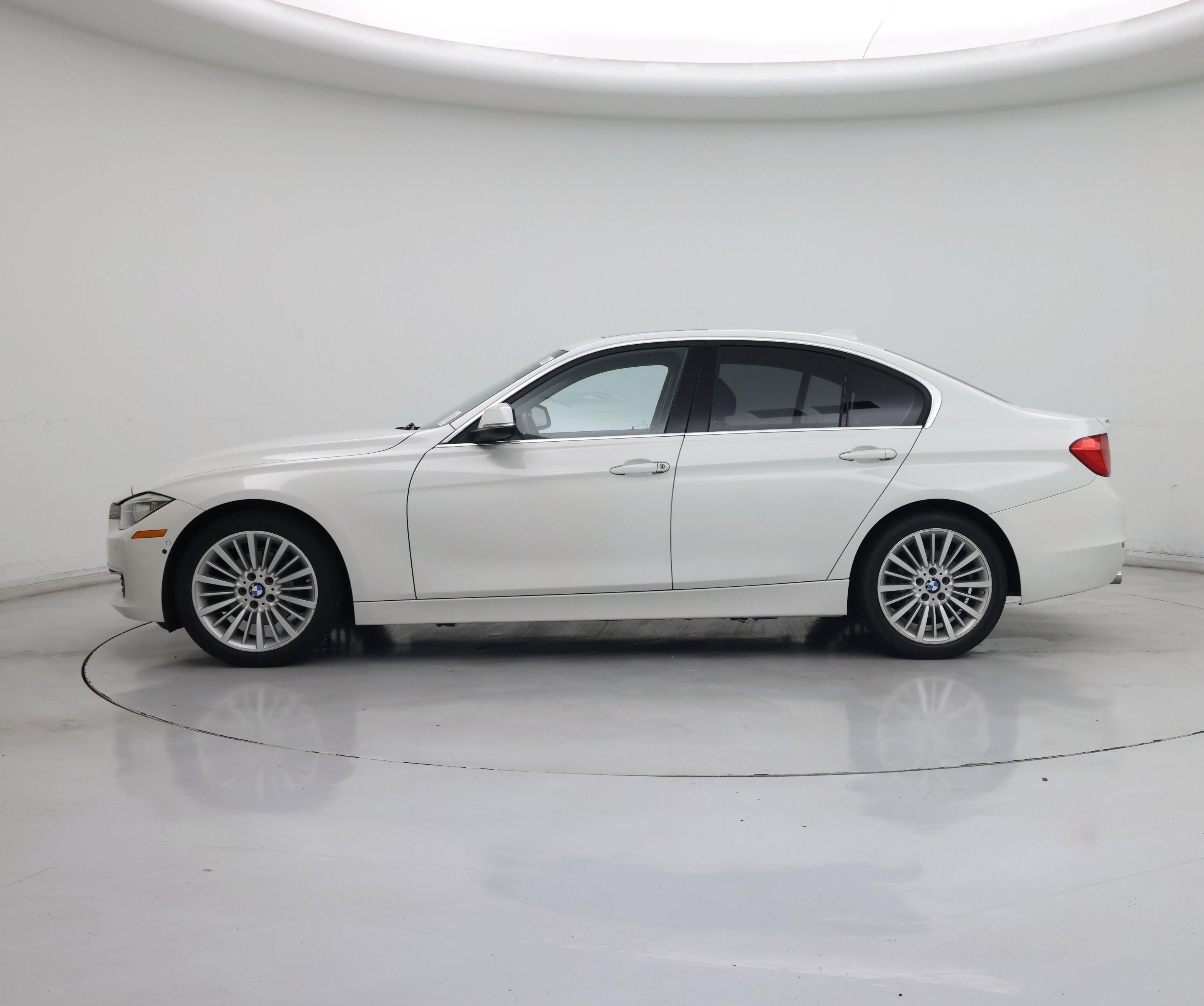 Thumbnail: 2015 BMW 3 Series - 3
