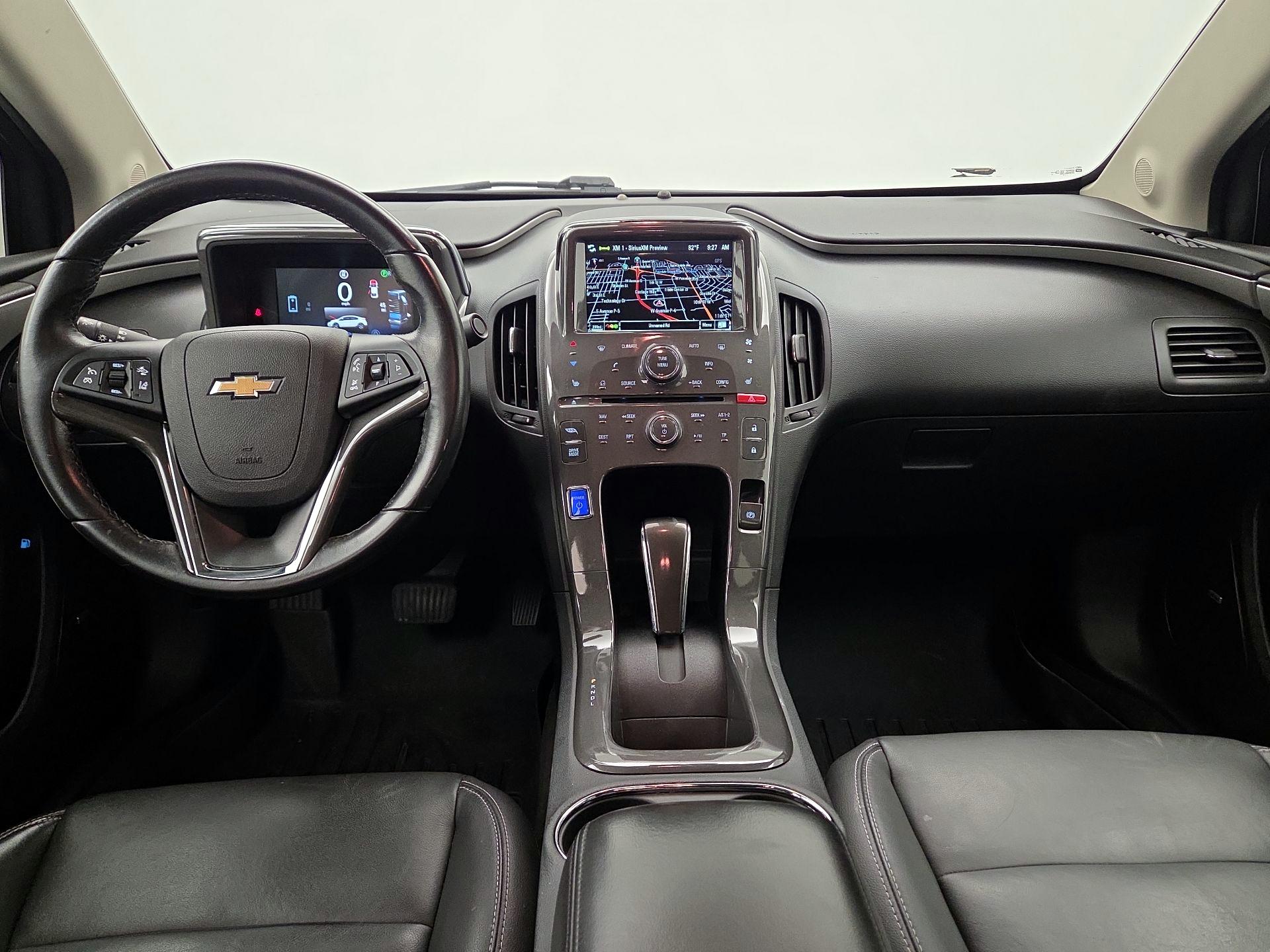 Thumbnail: 2015 Chevrolet Volt - 9