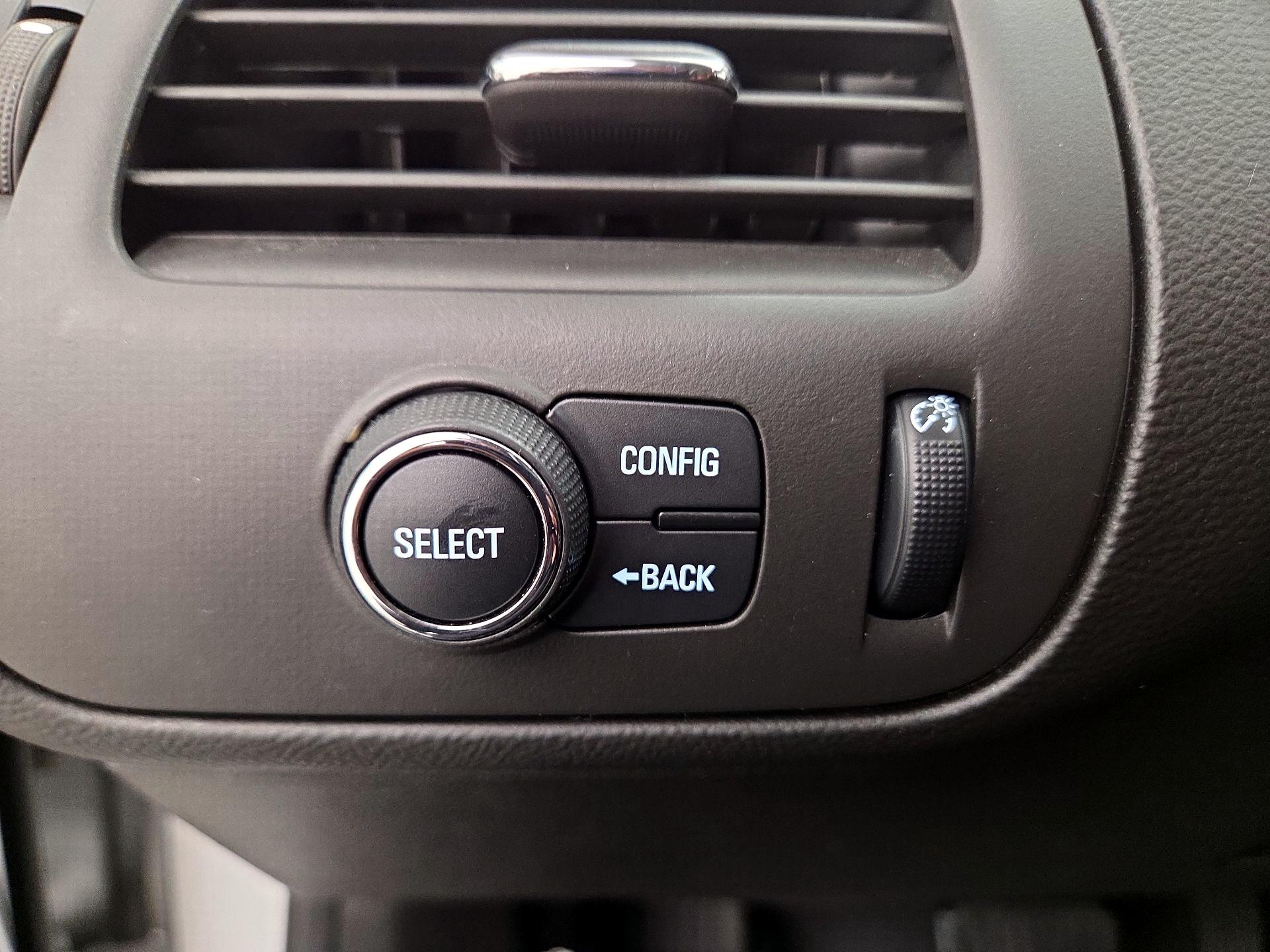 Thumbnail: 2015 Chevrolet Volt - 13