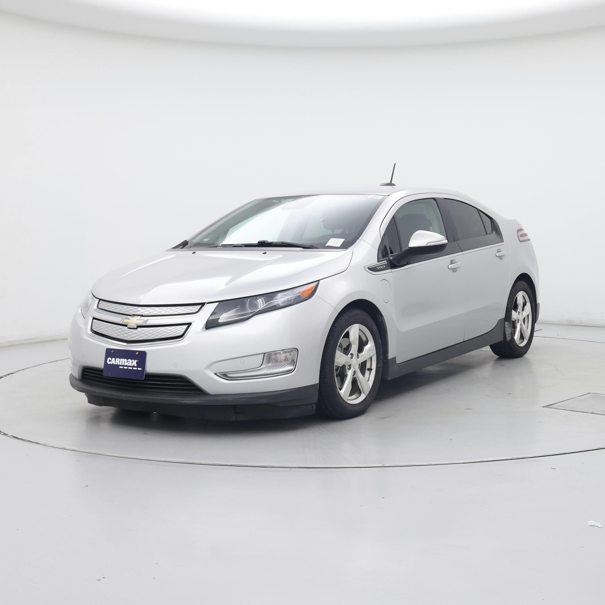 Thumbnail: 2015 Chevrolet Volt - 4