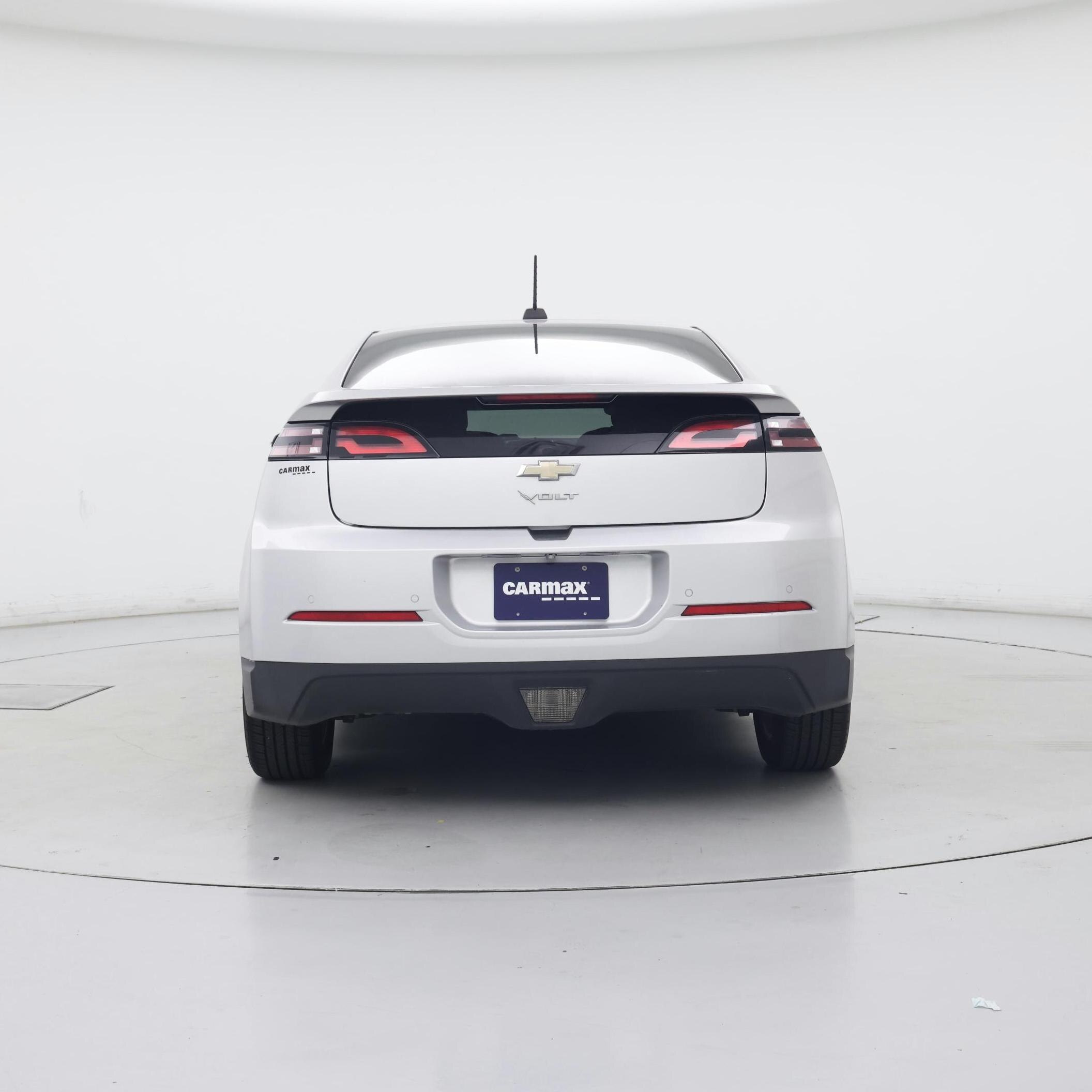 Thumbnail: 2015 Chevrolet Volt - 6
