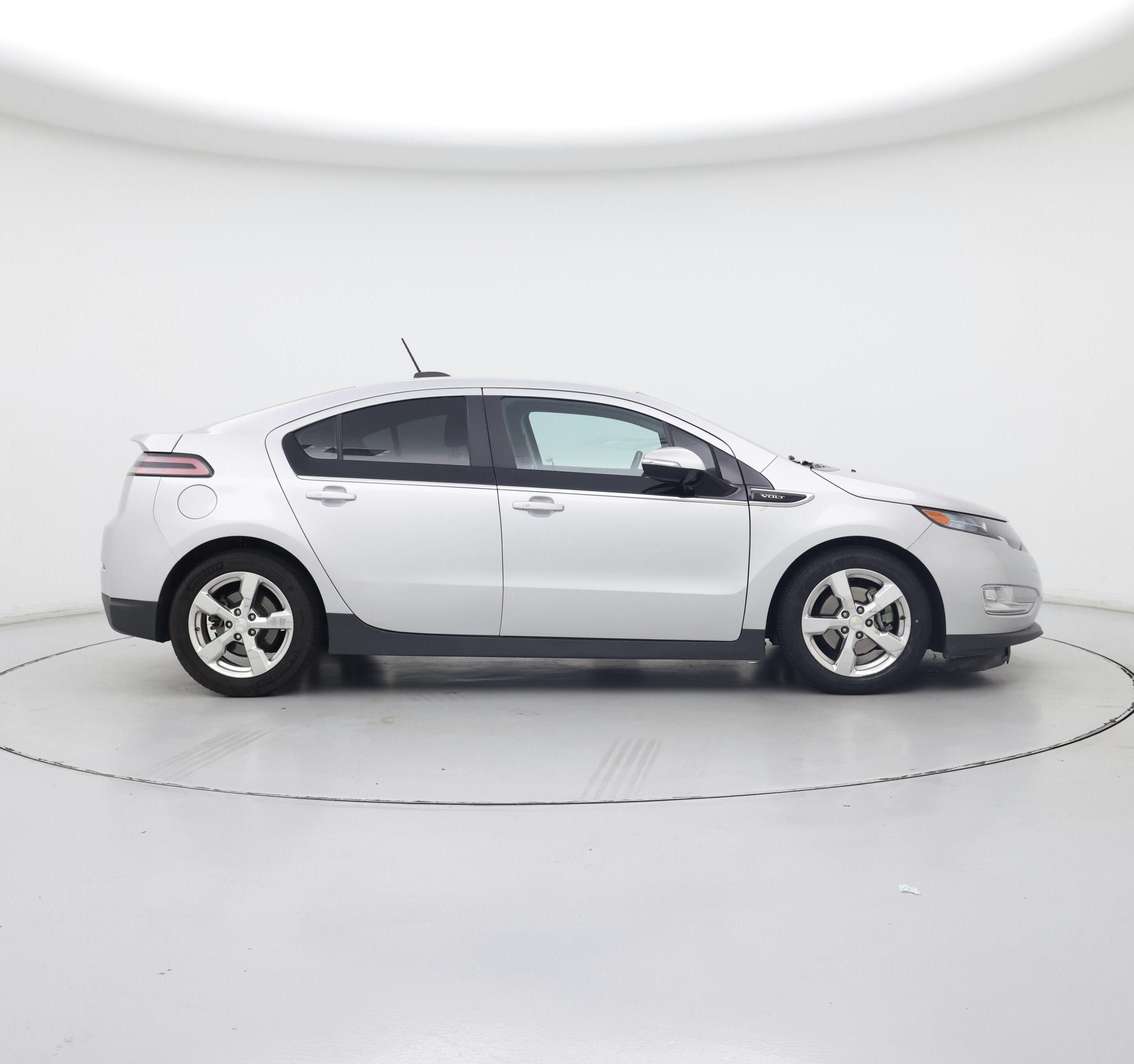 Thumbnail: 2015 Chevrolet Volt - 7