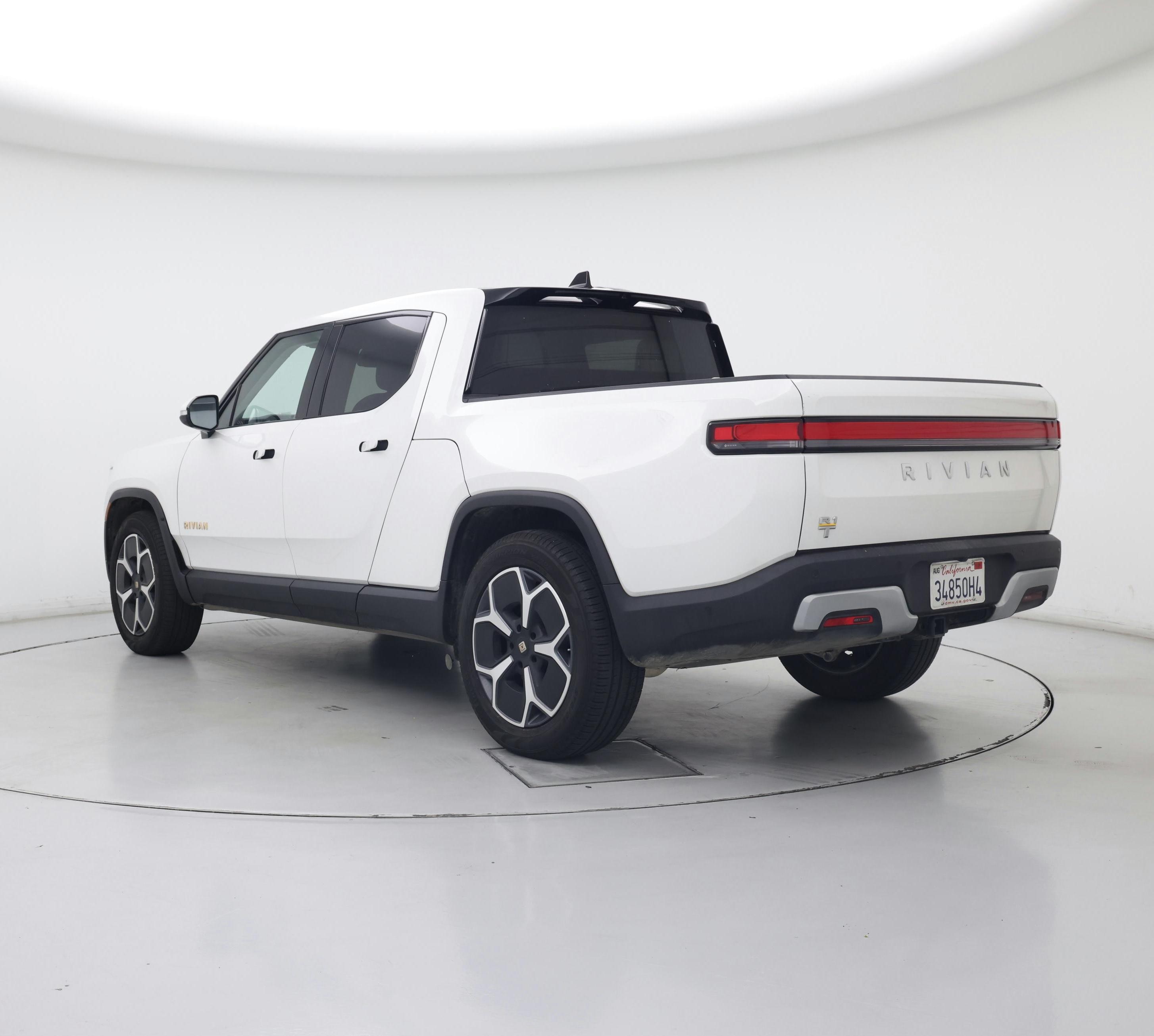 Thumbnail: 2022 Rivian R1T - 2