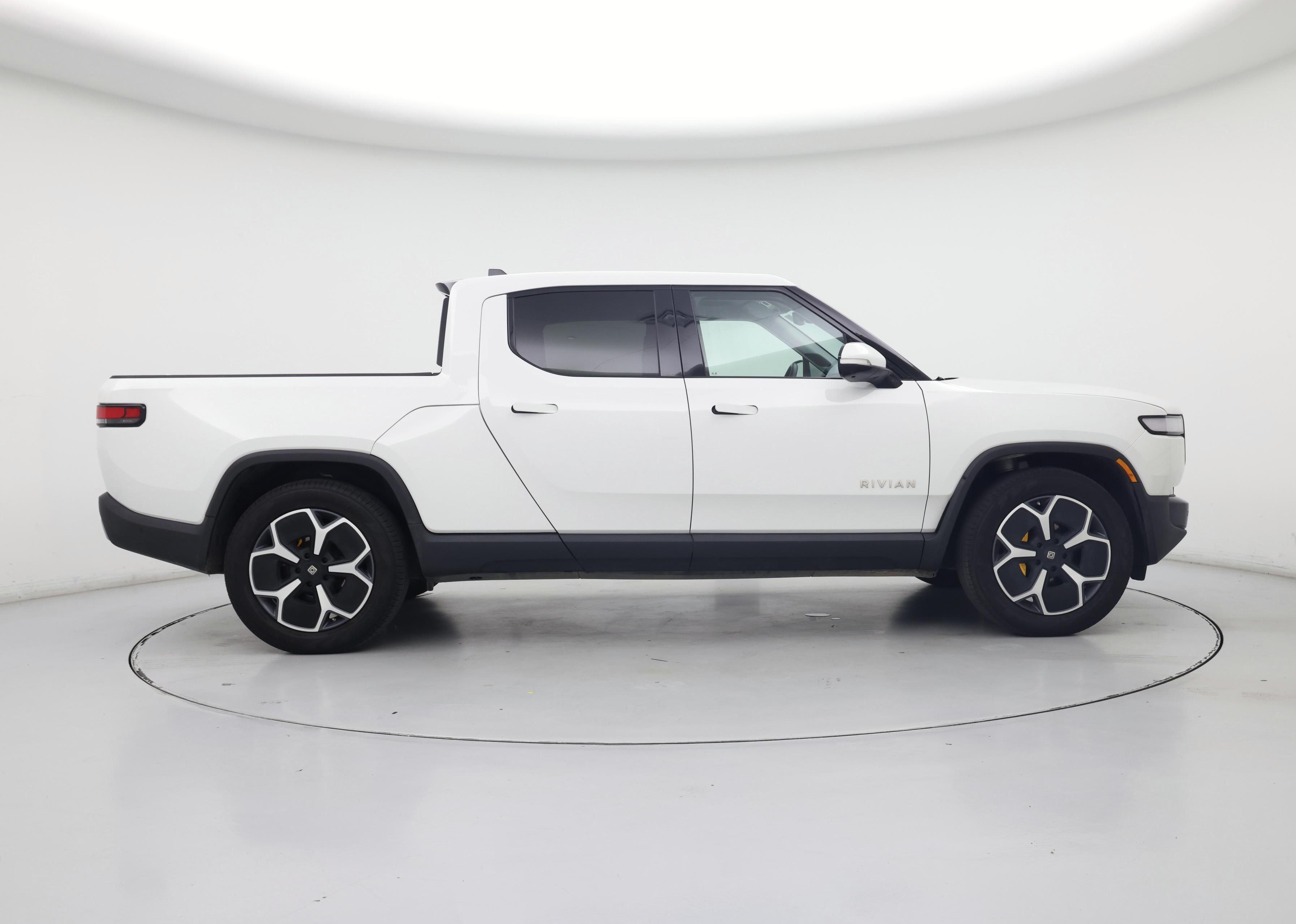 Thumbnail: 2022 Rivian R1T - 7