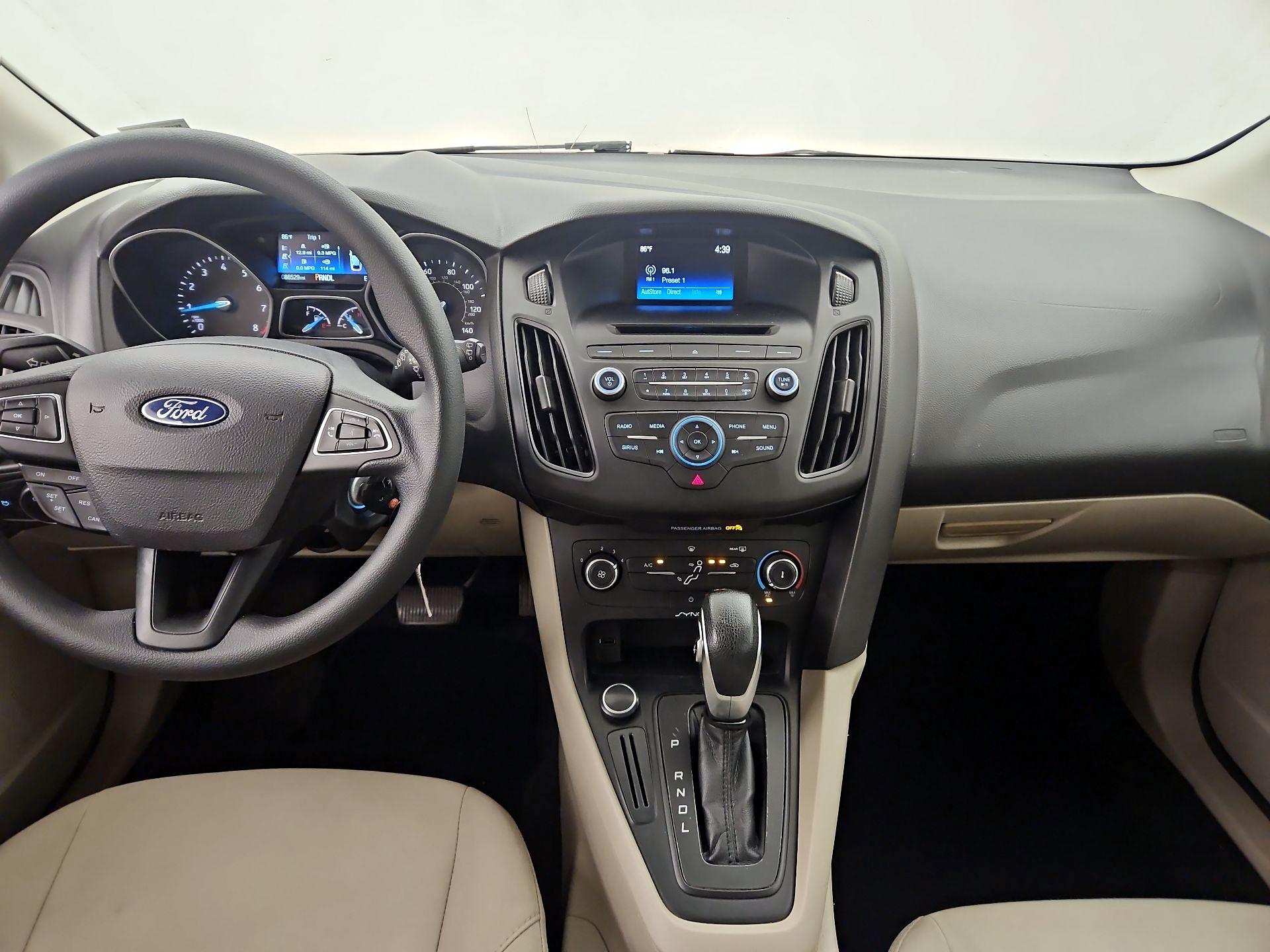 Thumbnail: 2017 Ford Focus - 9
