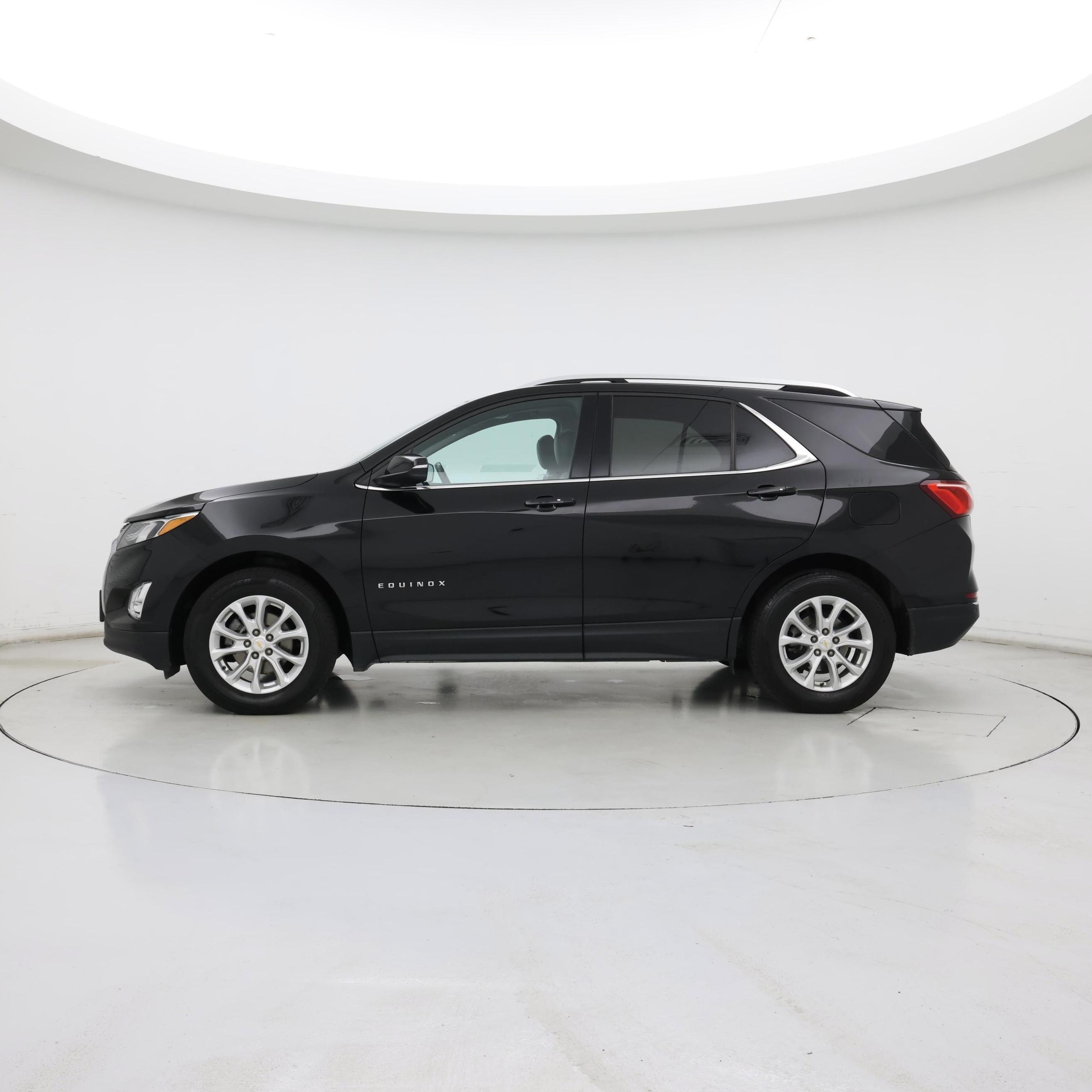 Thumbnail: 2018 Chevrolet Equinox - 3