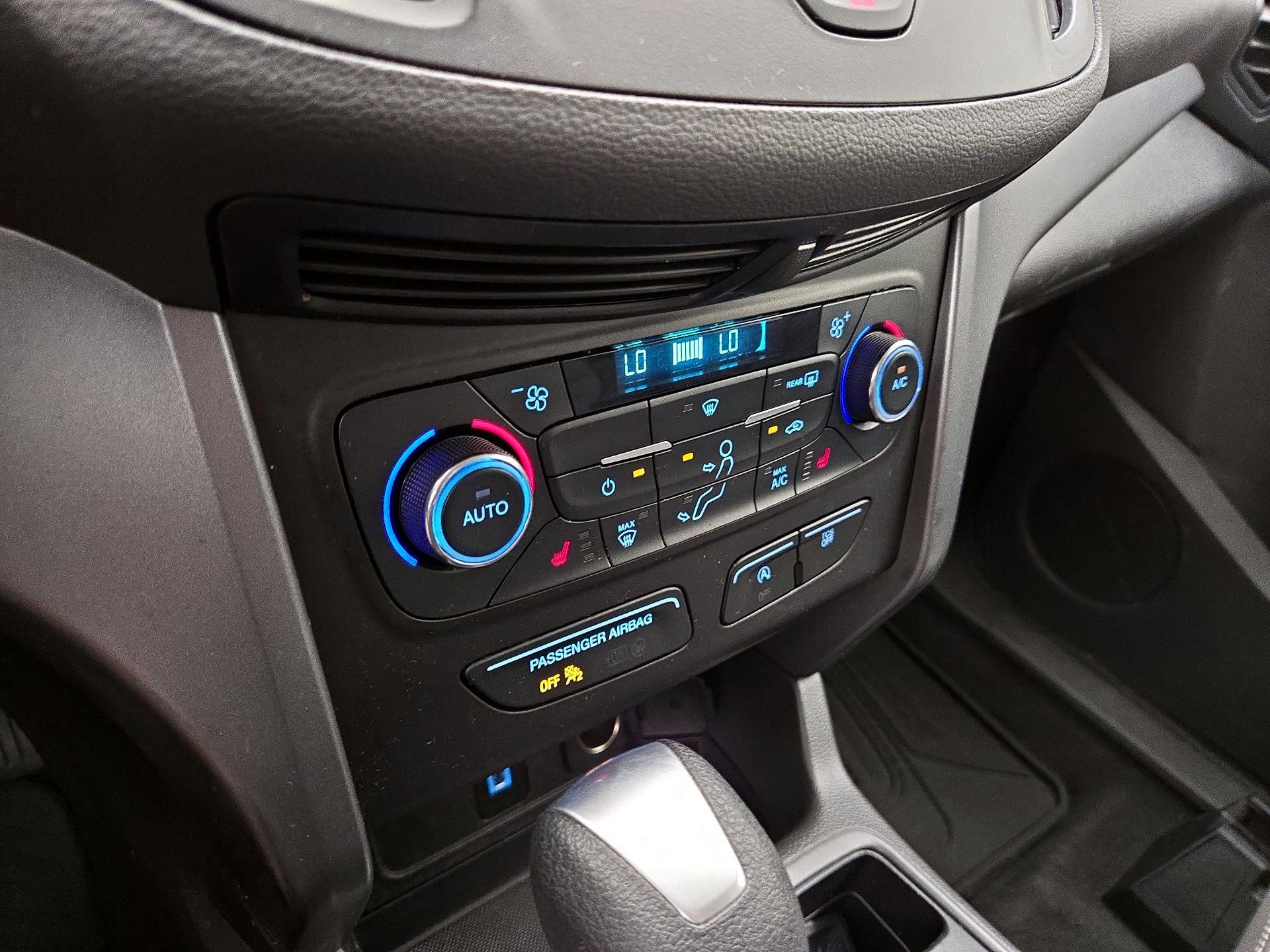Thumbnail: 2017 Ford Escape - 16