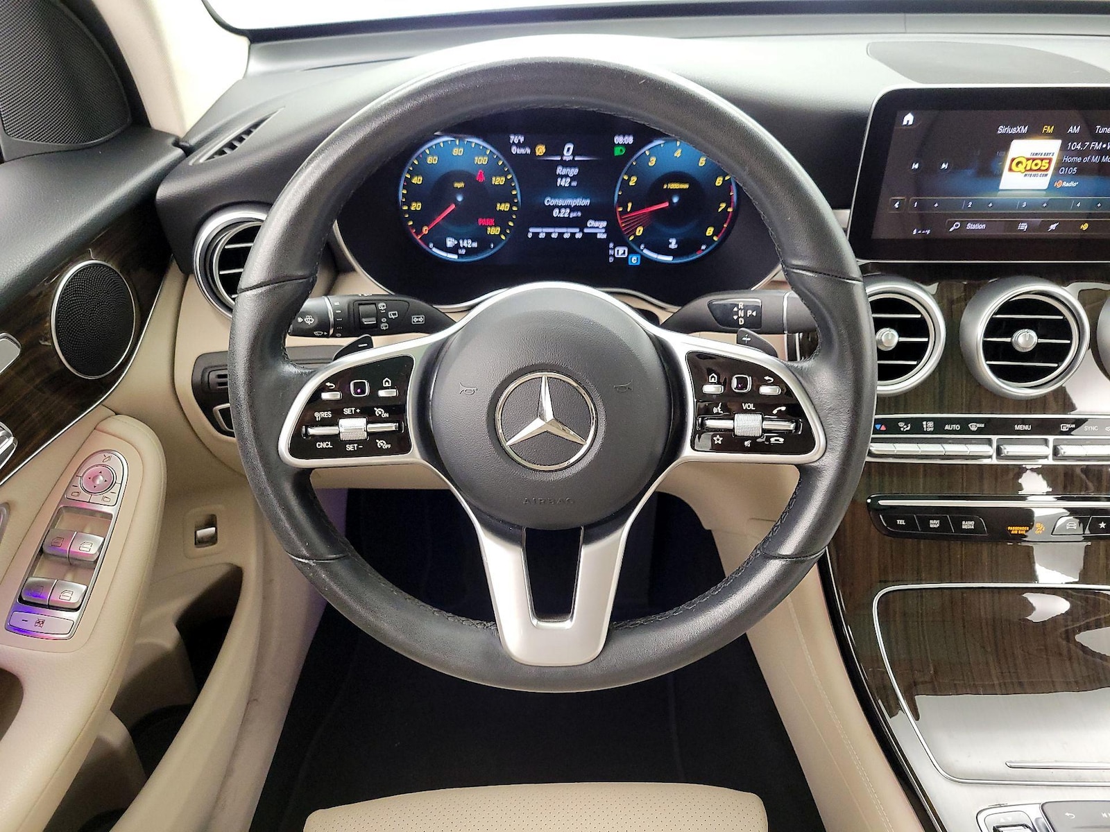 2021 Mercedes-Benz GLC GLC300 - Photo 11