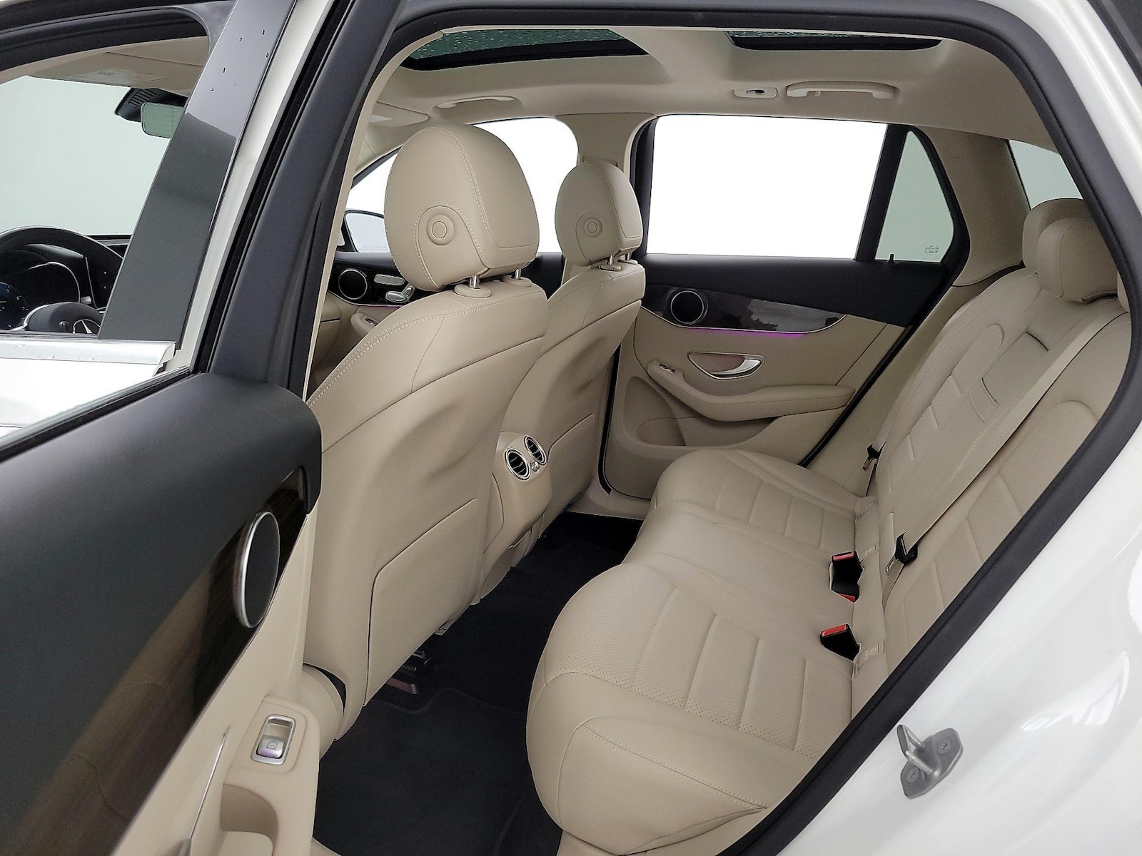 2021 Mercedes-Benz GLC GLC300 - Photo 20