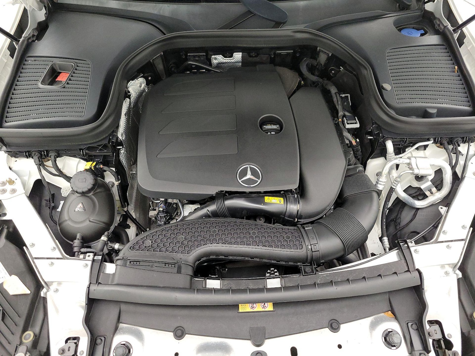 2021 Mercedes-Benz GLC GLC300 - Photo 22