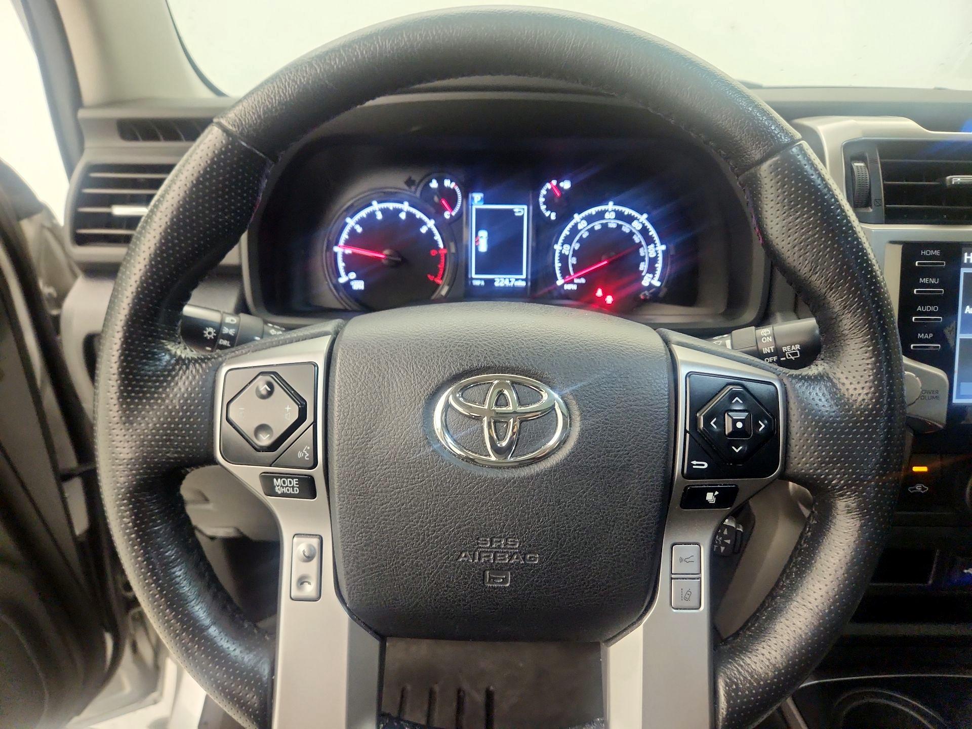 Thumbnail: 2023 Toyota 4Runner - 10