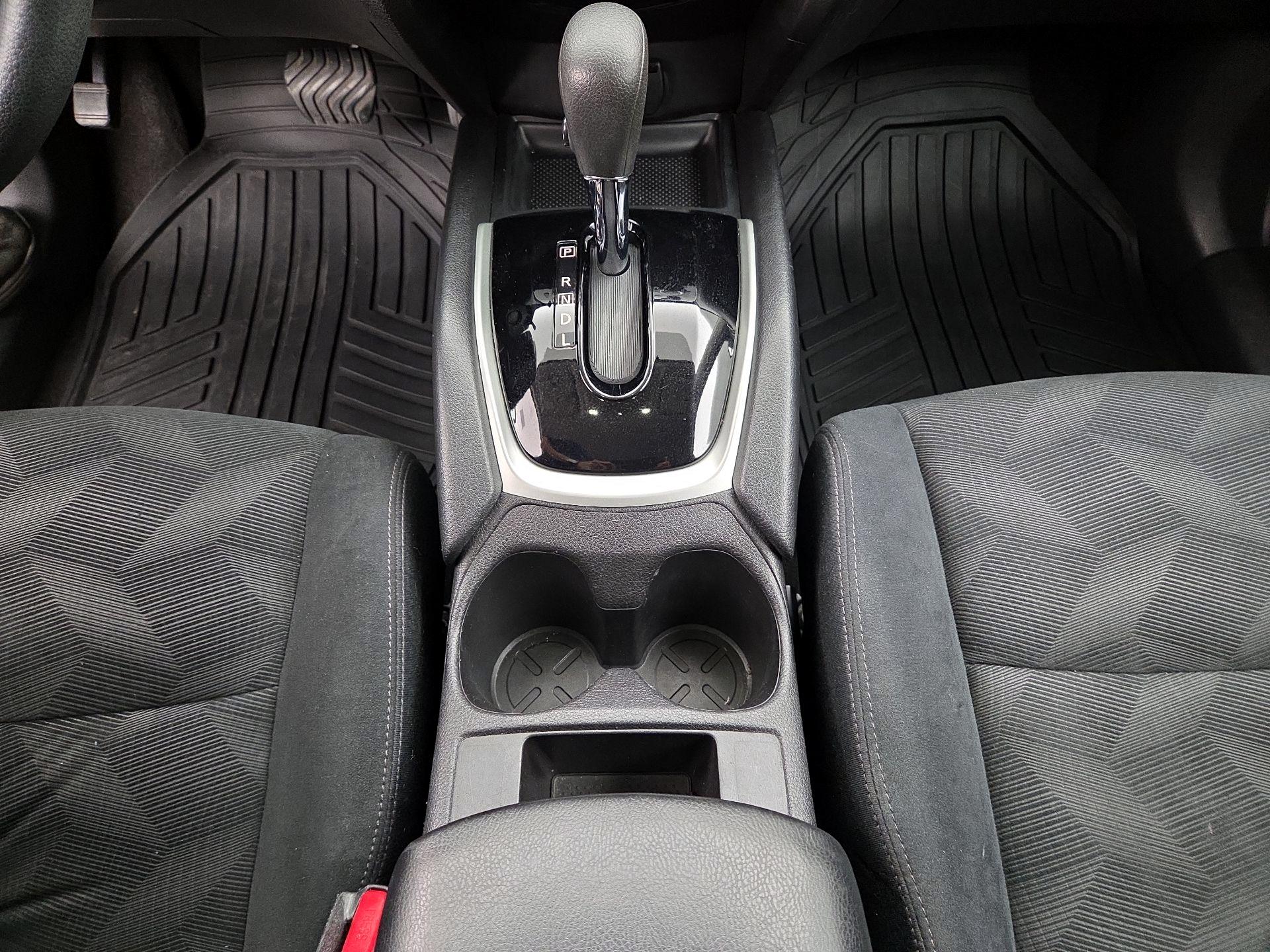 Thumbnail: 2014 Nissan Rogue - 17