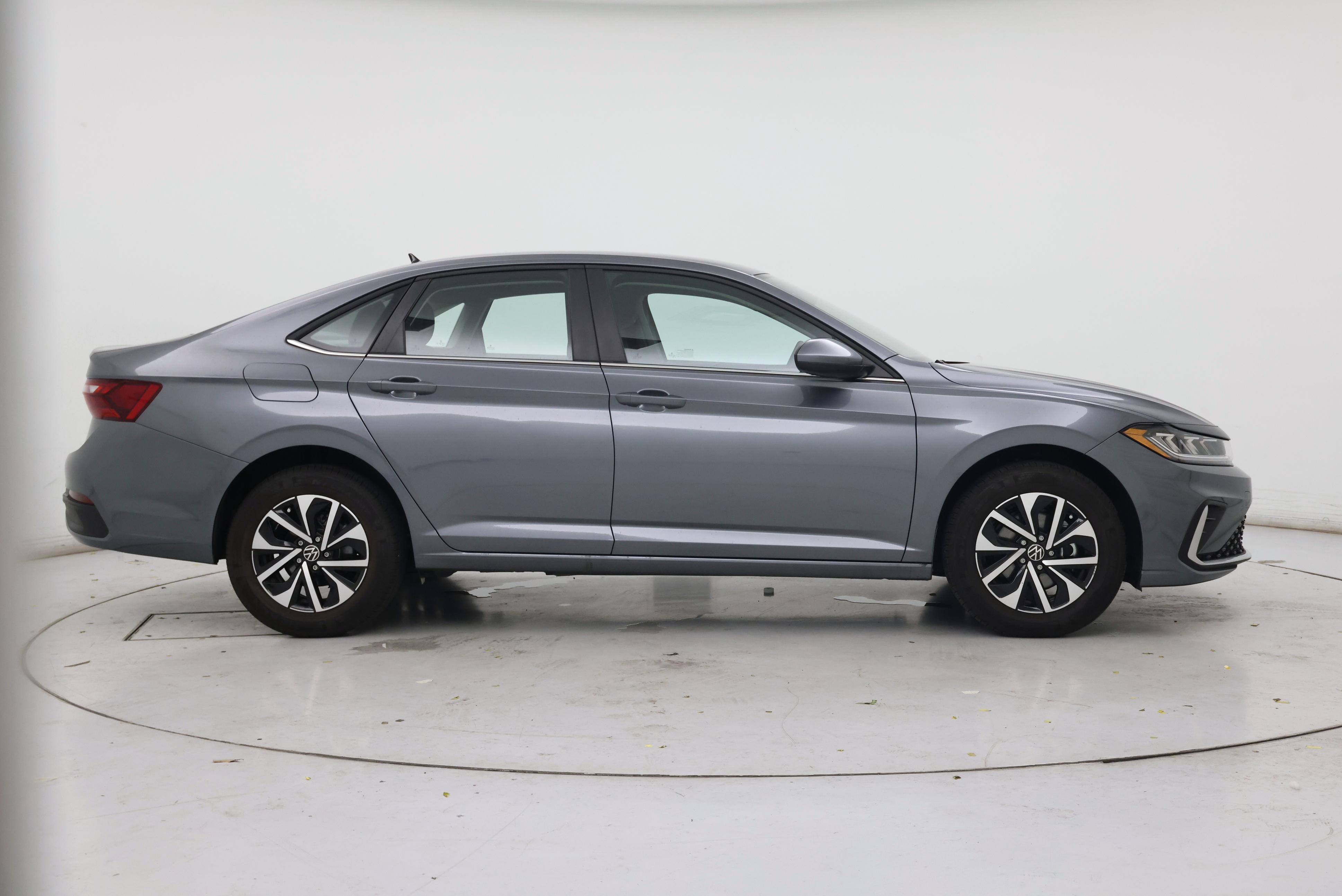 Thumbnail: 2025 Volkswagen Jetta - 7
