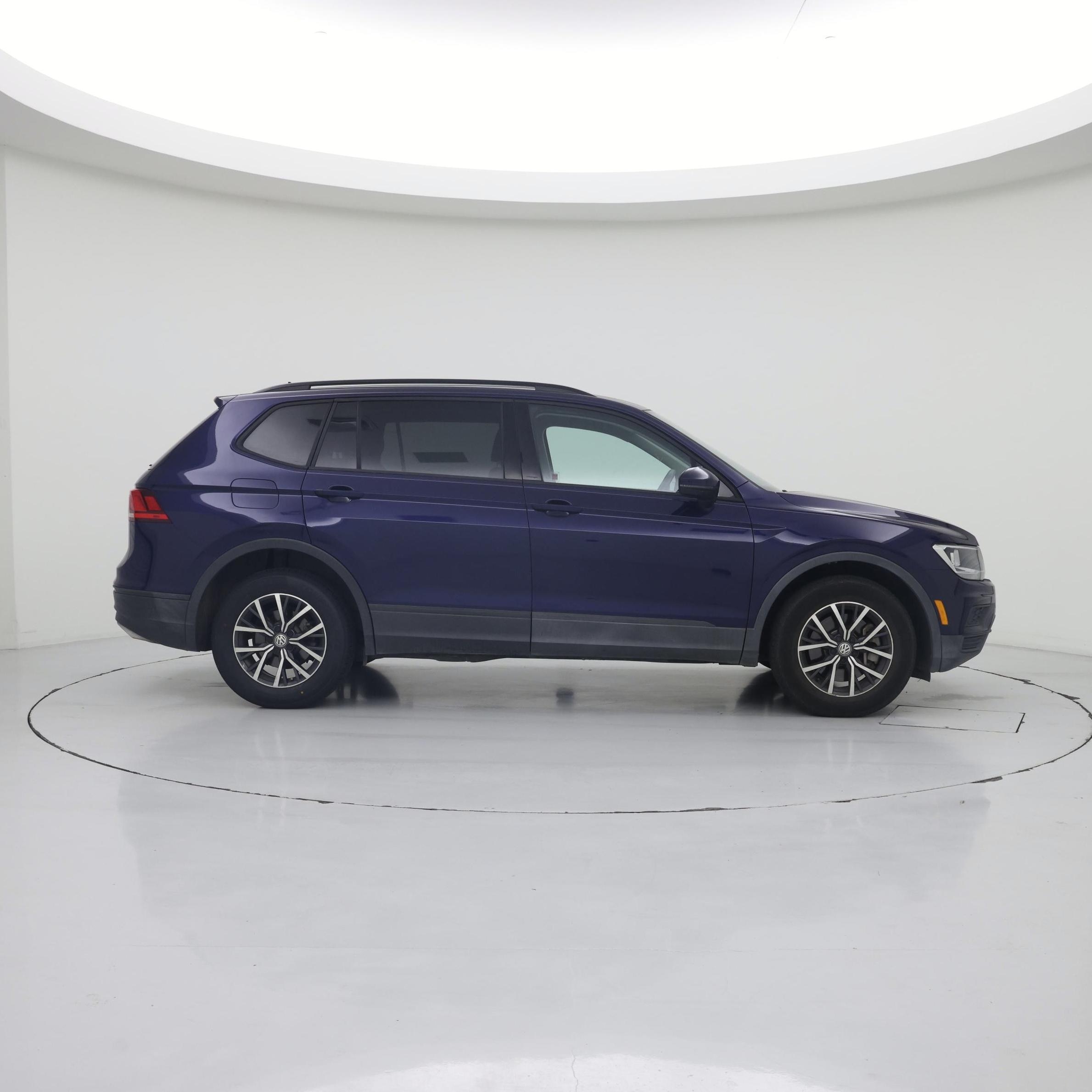 Thumbnail: 2021 Volkswagen Tiguan - 7