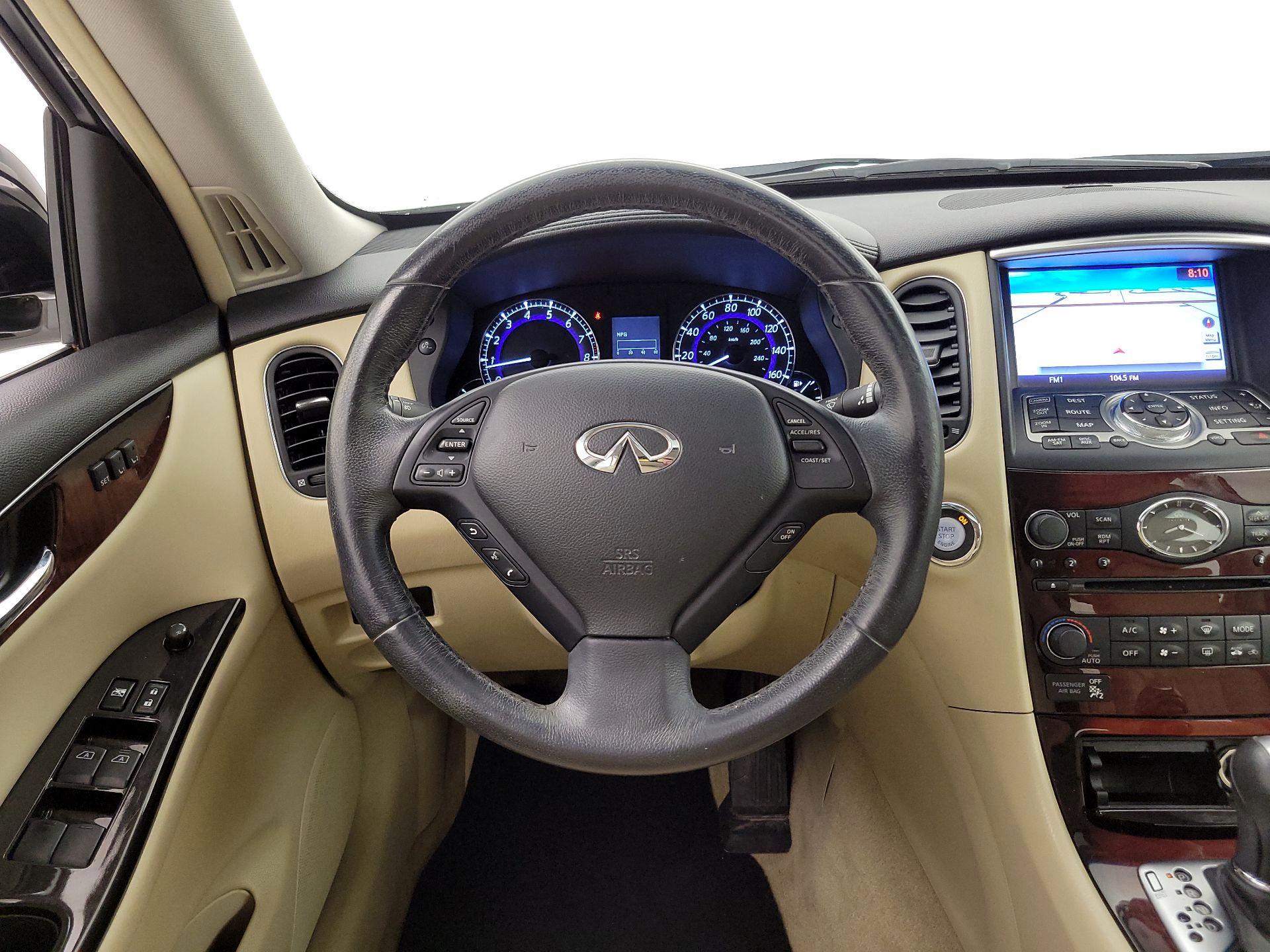 Thumbnail: 2017 INFINITI QX50 - 10