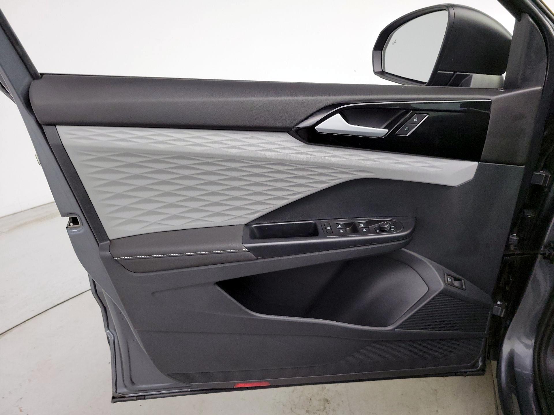 Thumbnail: 2024 Volkswagen Taos - 12