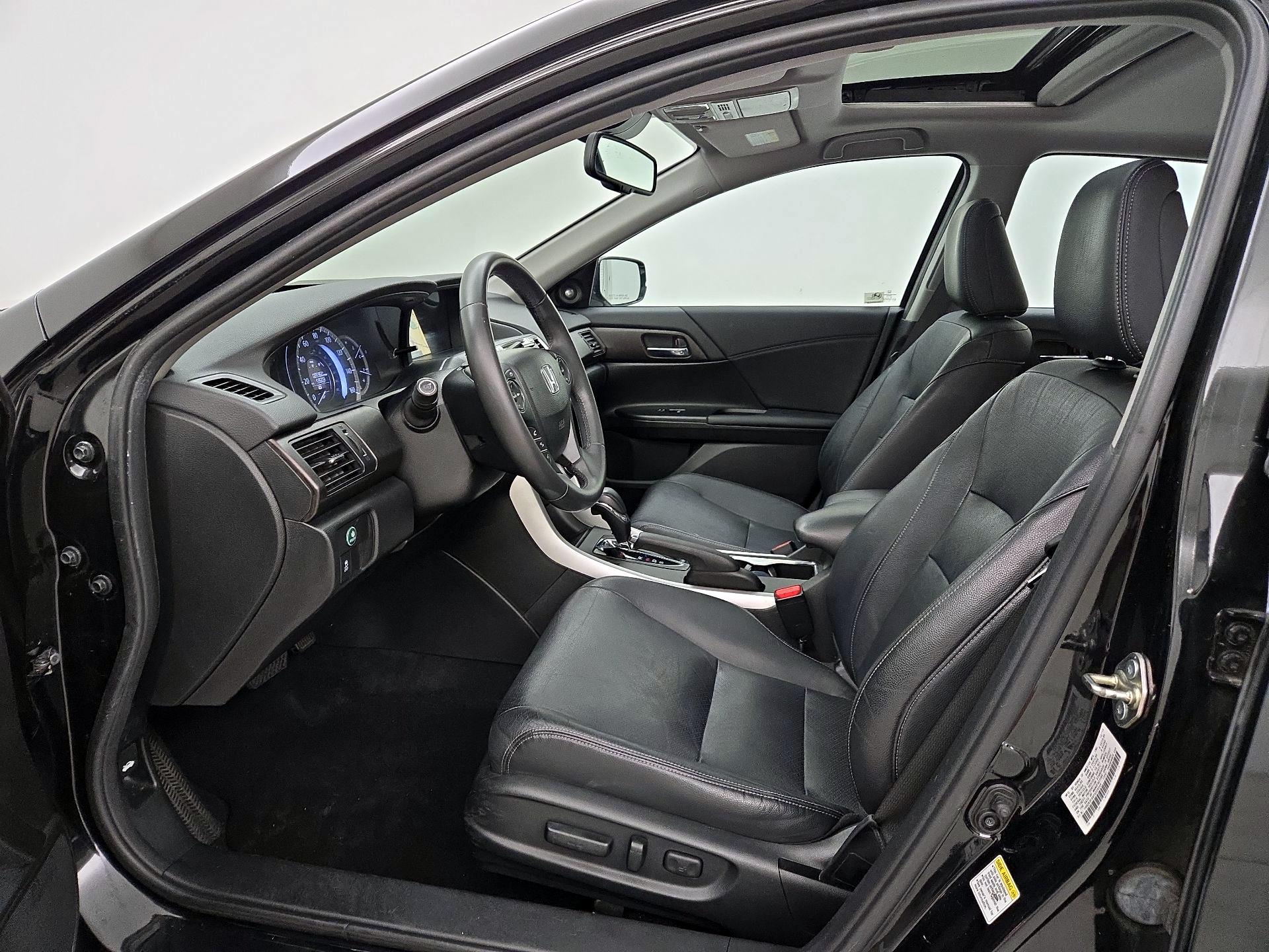 Thumbnail: 2015 Honda Accord - 11