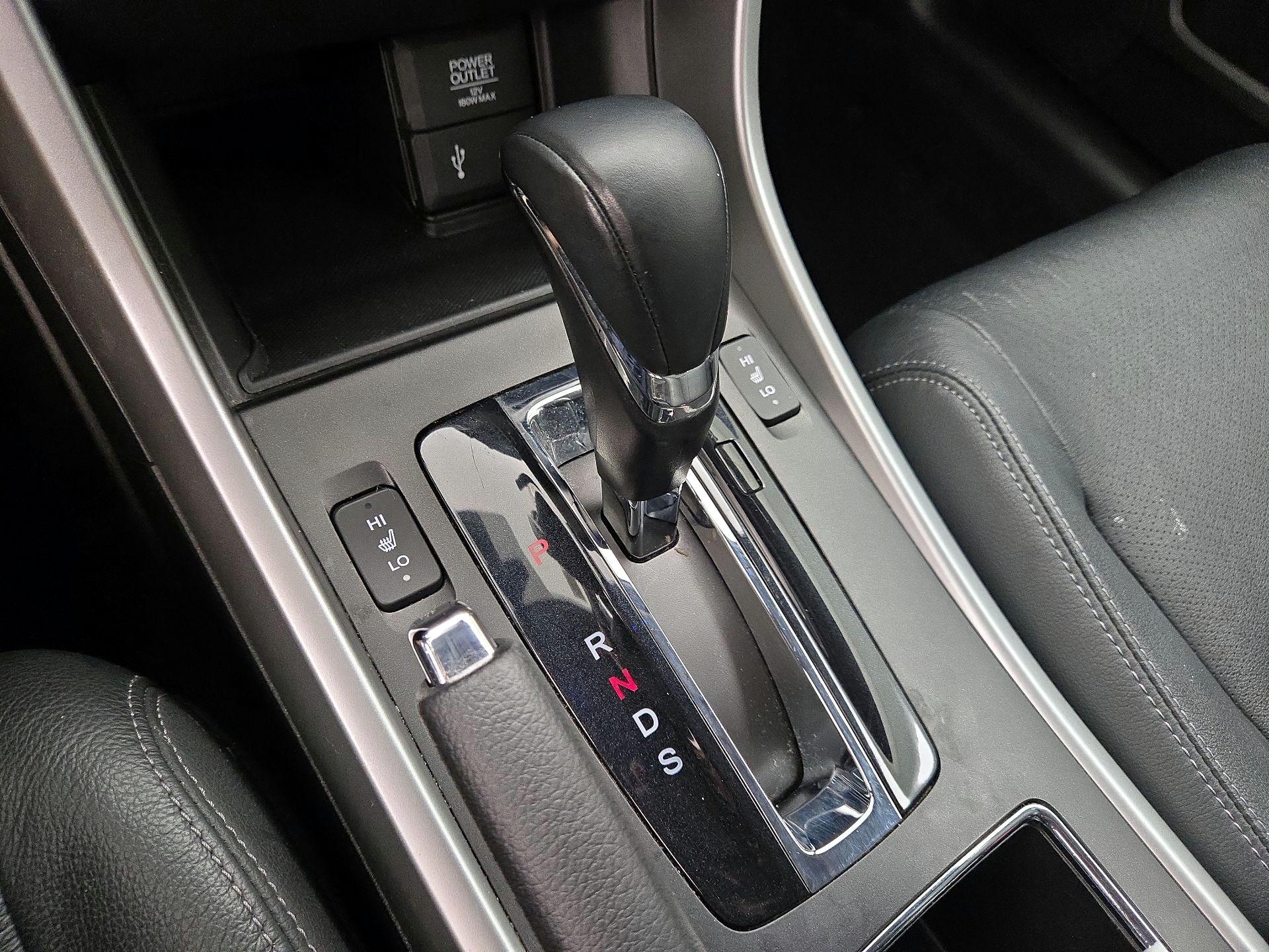 Thumbnail: 2015 Honda Accord - 18