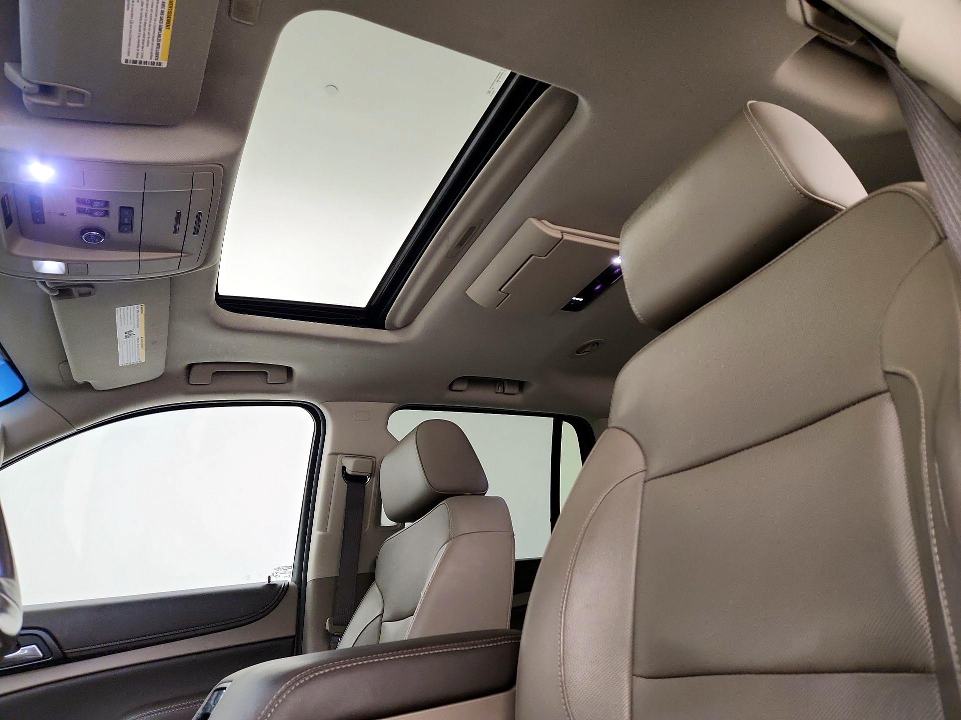 Thumbnail: 2018 Chevrolet Tahoe - 20