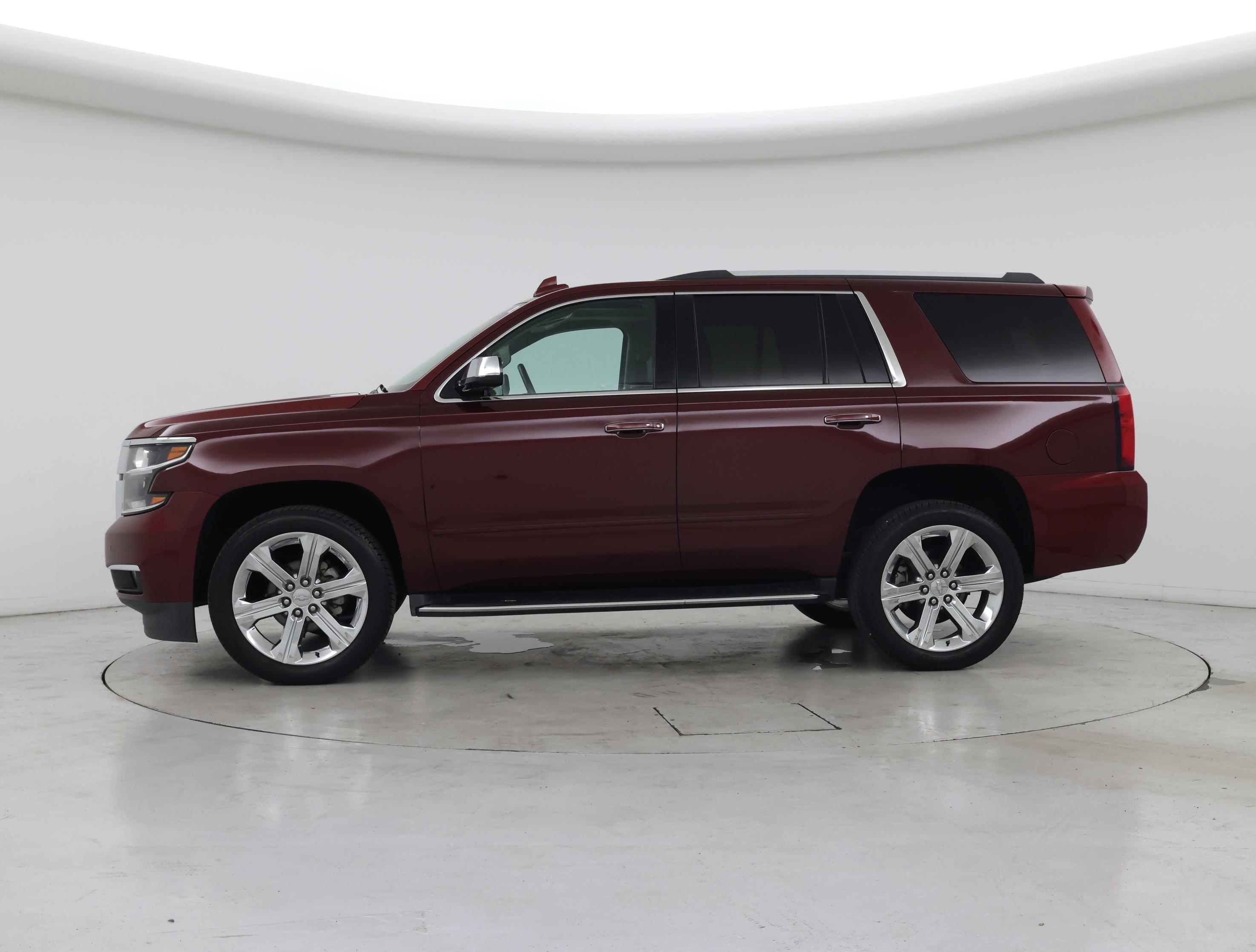 Thumbnail: 2018 Chevrolet Tahoe - 3