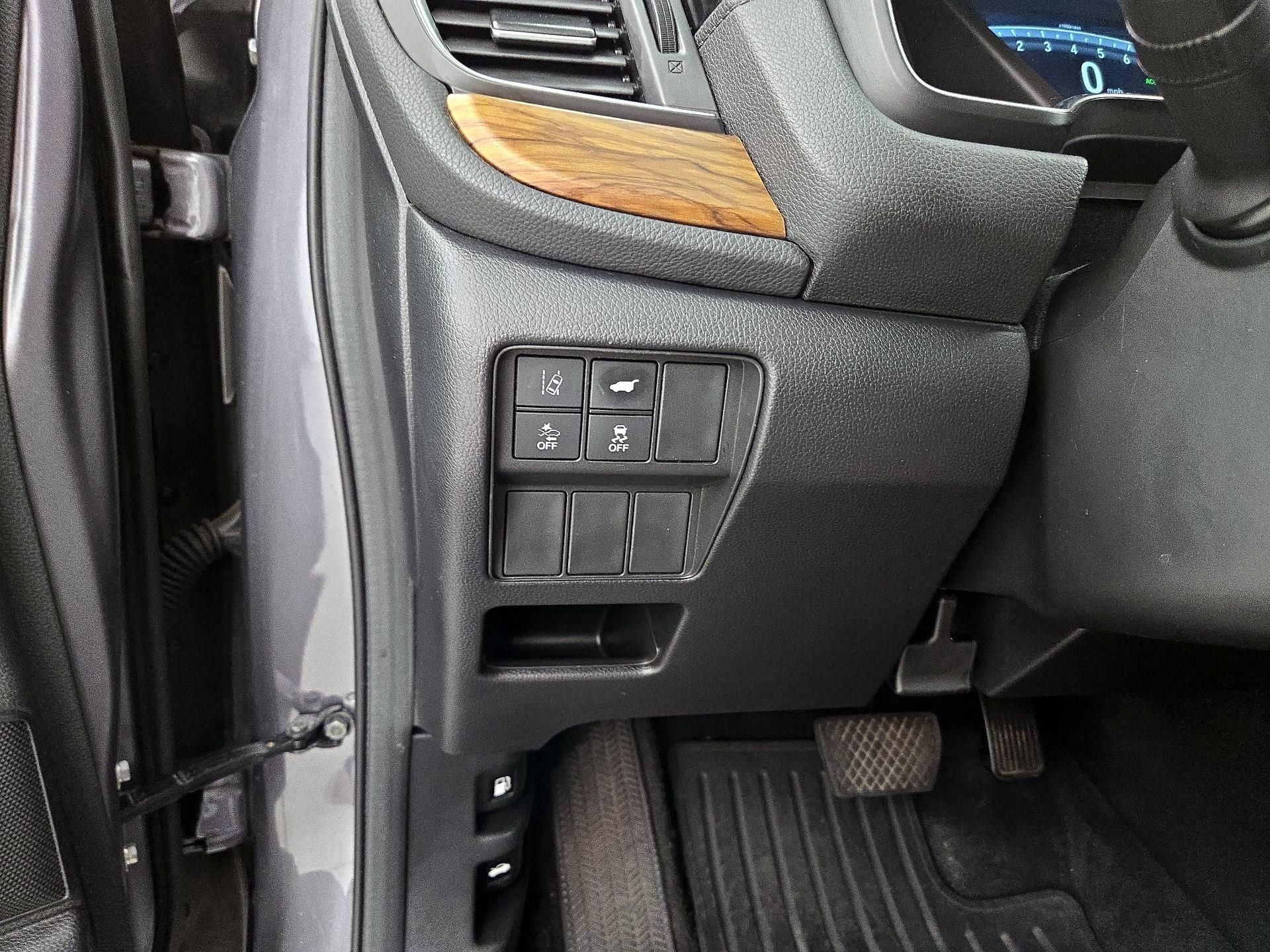 Thumbnail: 2017 Honda CR-V - 13