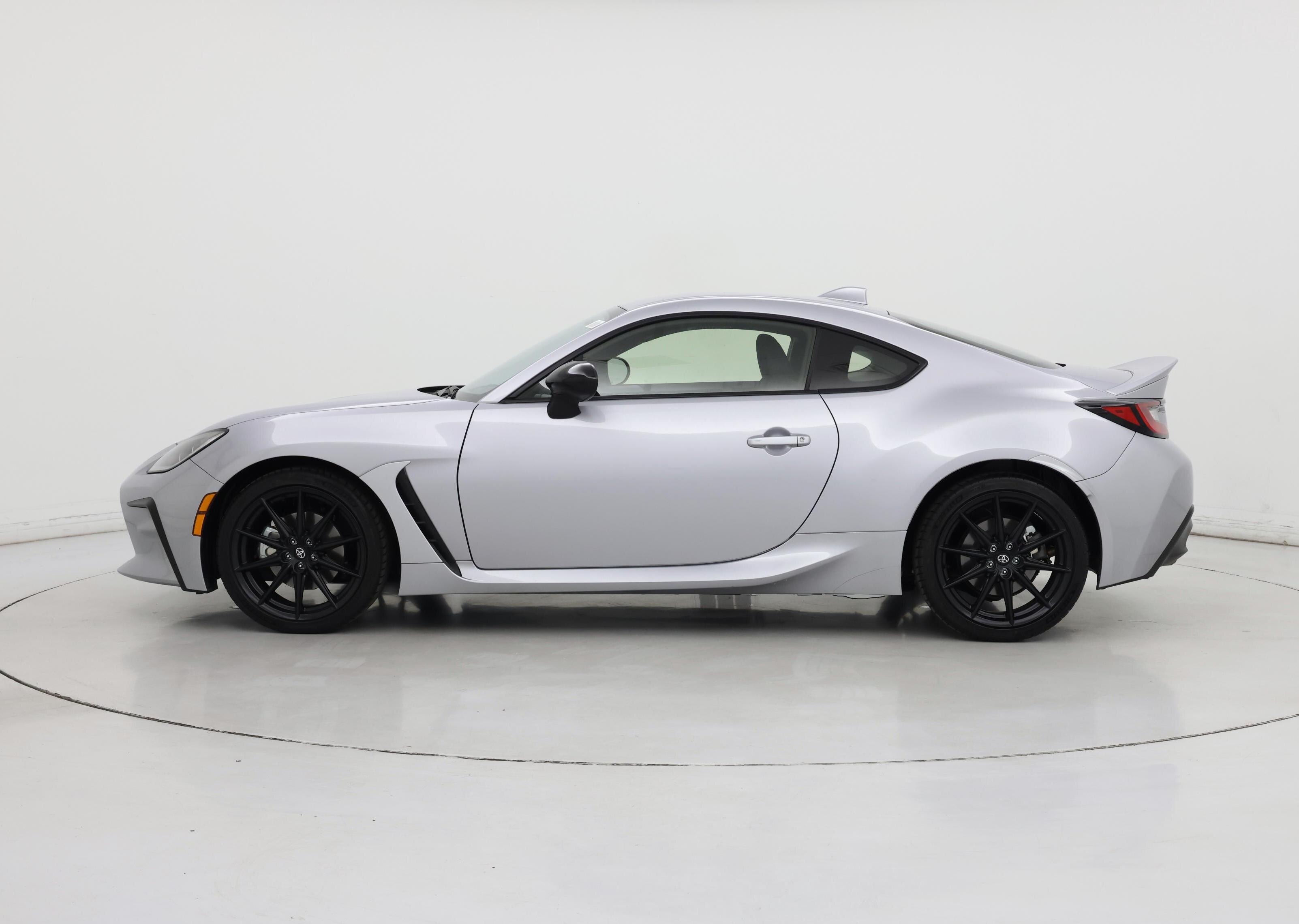 Thumbnail: 2024 Toyota GR86 - 3