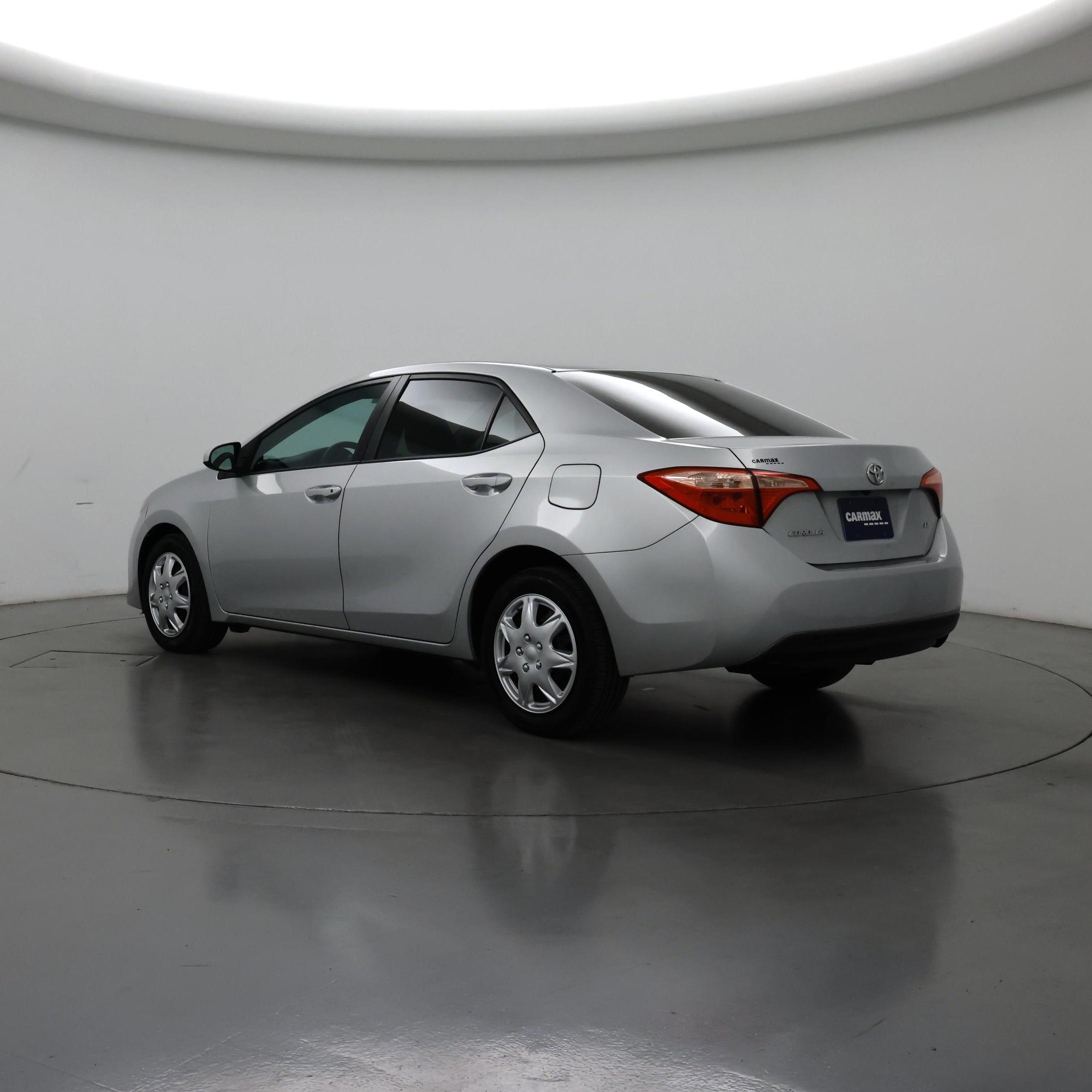 Thumbnail: 2017 Toyota Corolla - 2