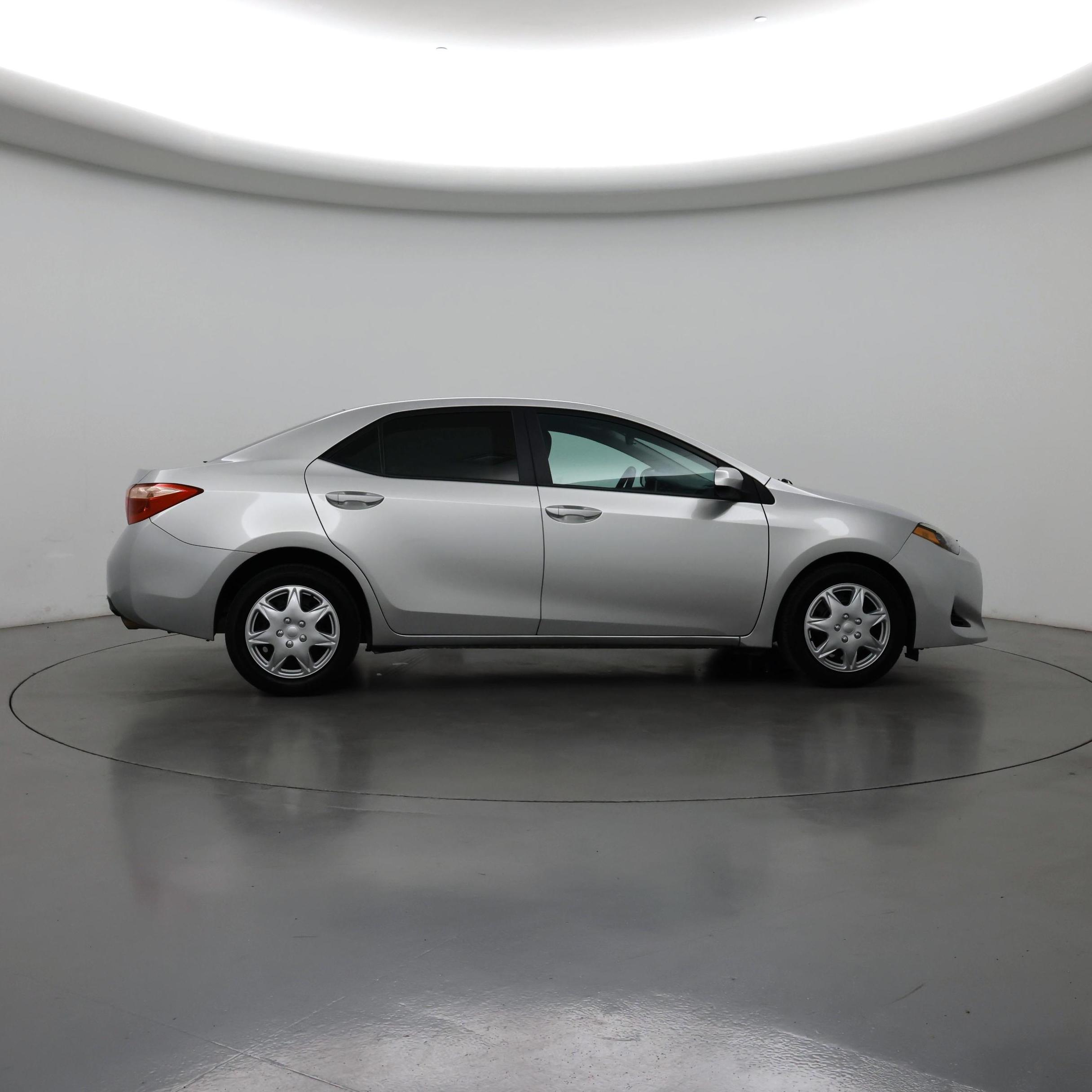 Thumbnail: 2017 Toyota Corolla - 7