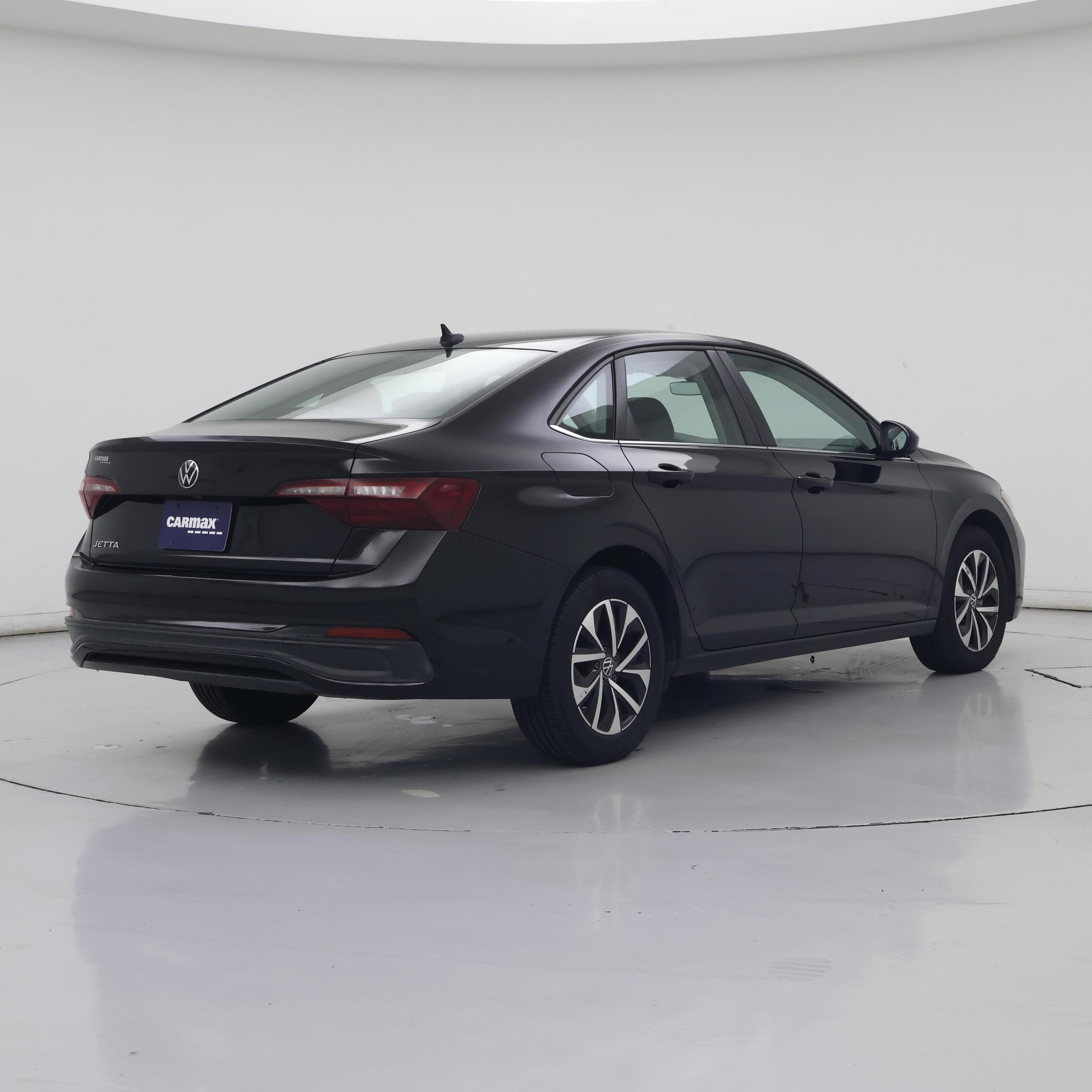 Thumbnail: 2023 Volkswagen Jetta - 8