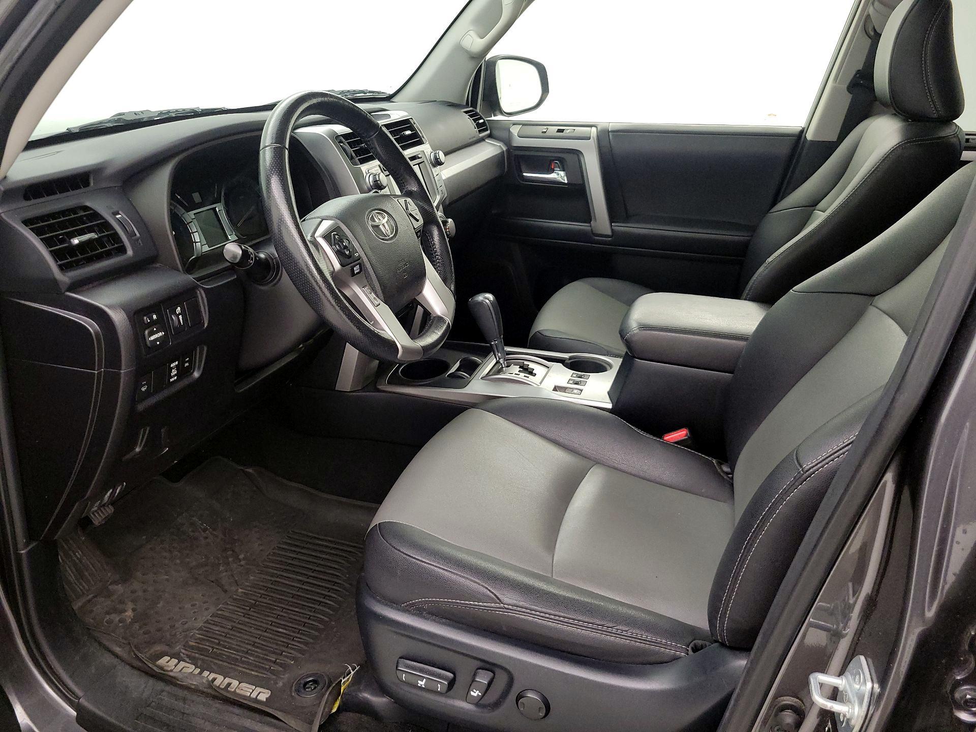 Thumbnail: 2018 Toyota 4Runner - 11