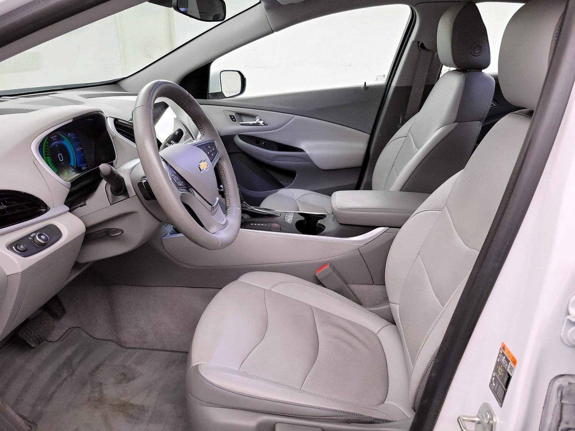Thumbnail: 2018 Chevrolet Volt - 11