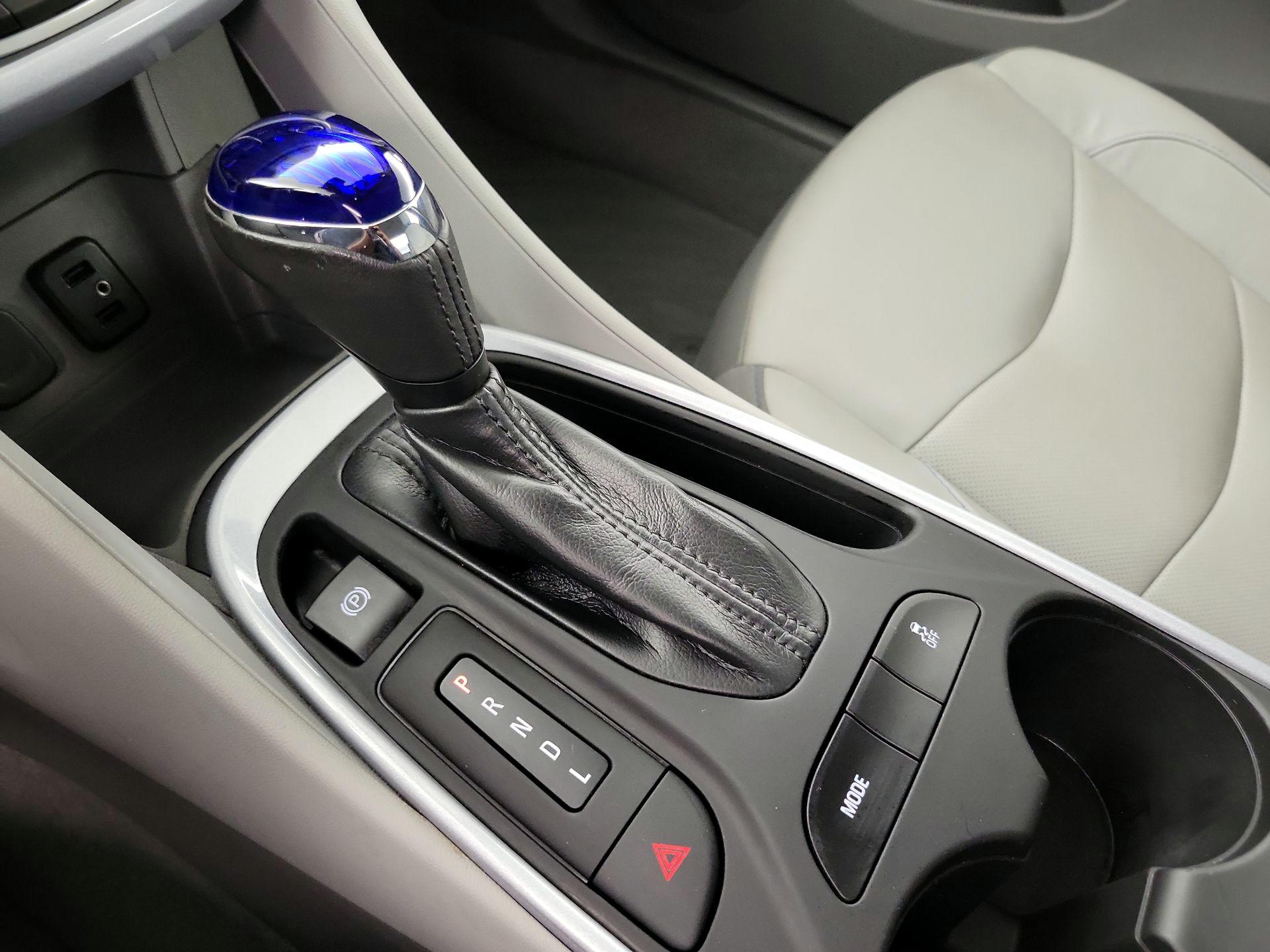 Thumbnail: 2018 Chevrolet Volt - 17