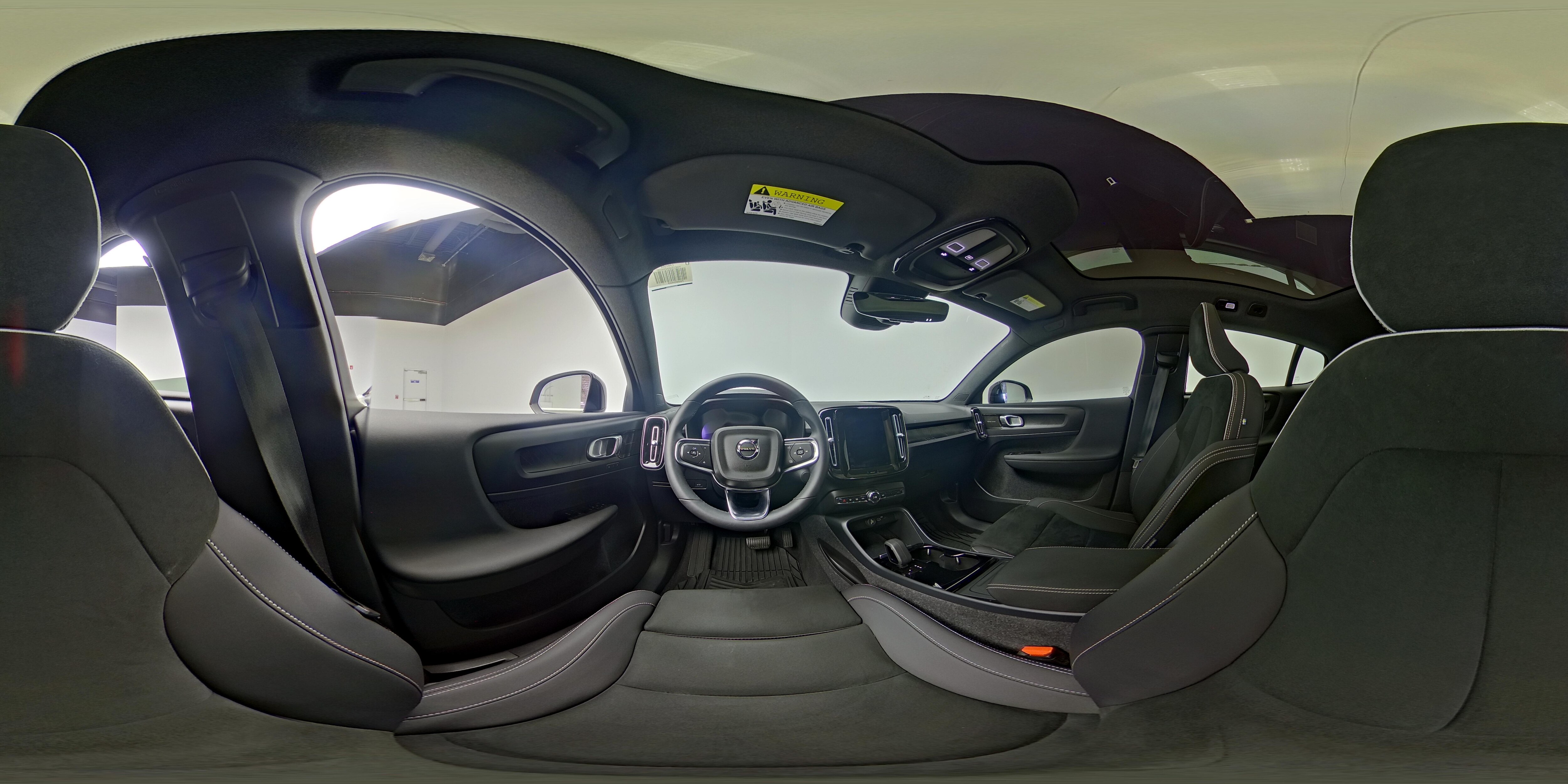2022 Volvo C40 Ultimate - Photo 26