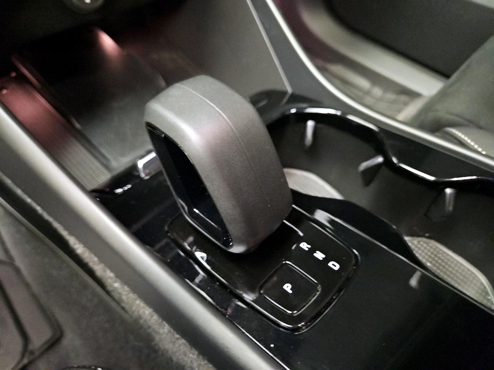 2022 Volvo C40 Ultimate - Photo 17
