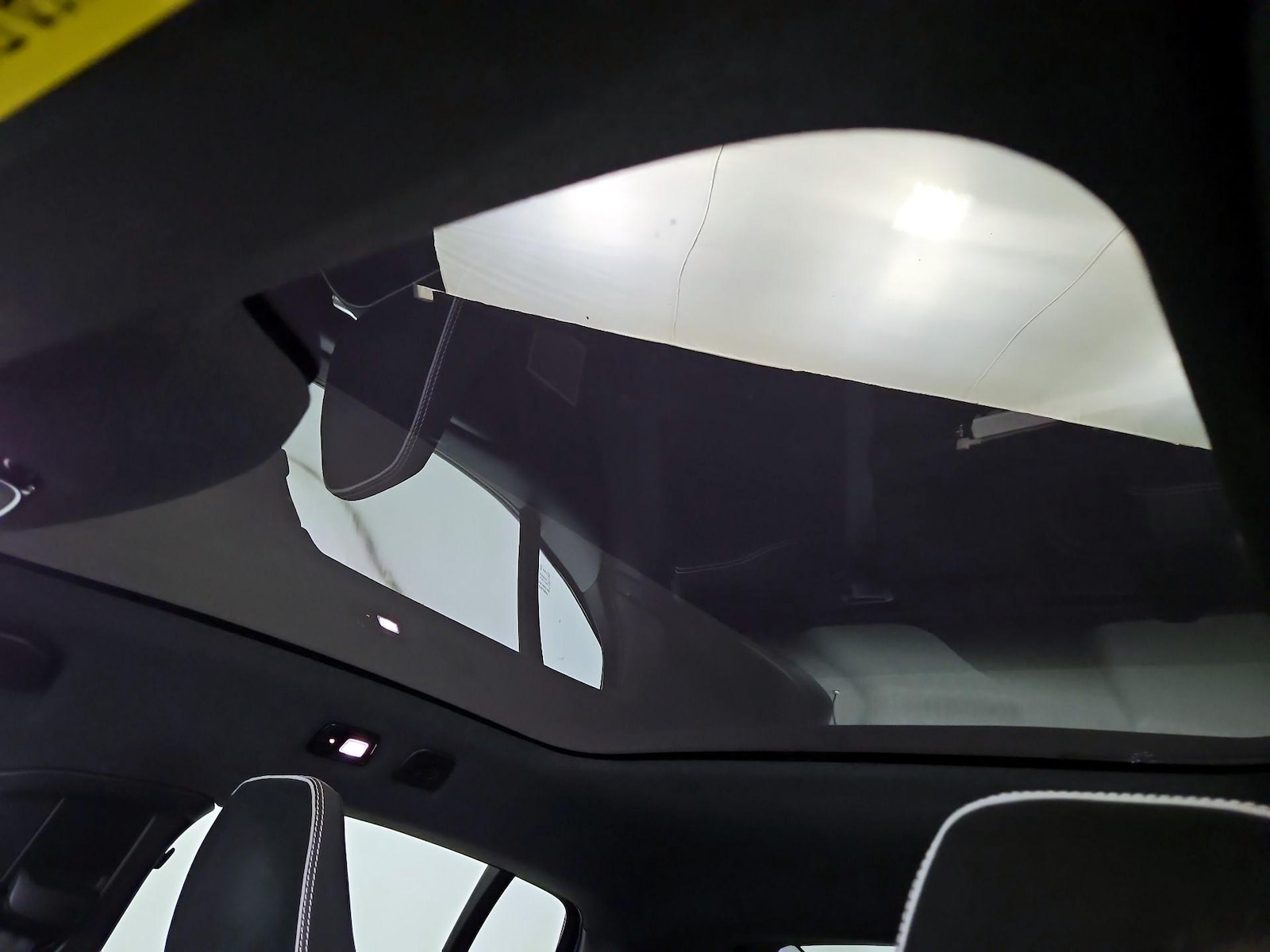 2022 Volvo C40 Ultimate - Photo 19