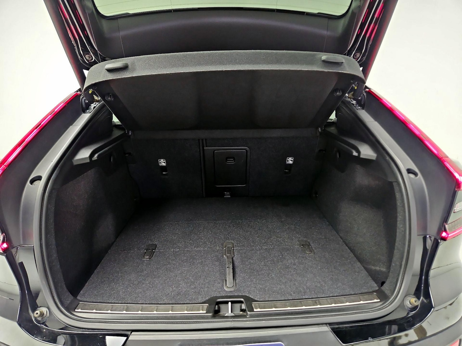 2022 Volvo C40 Ultimate - Photo 21