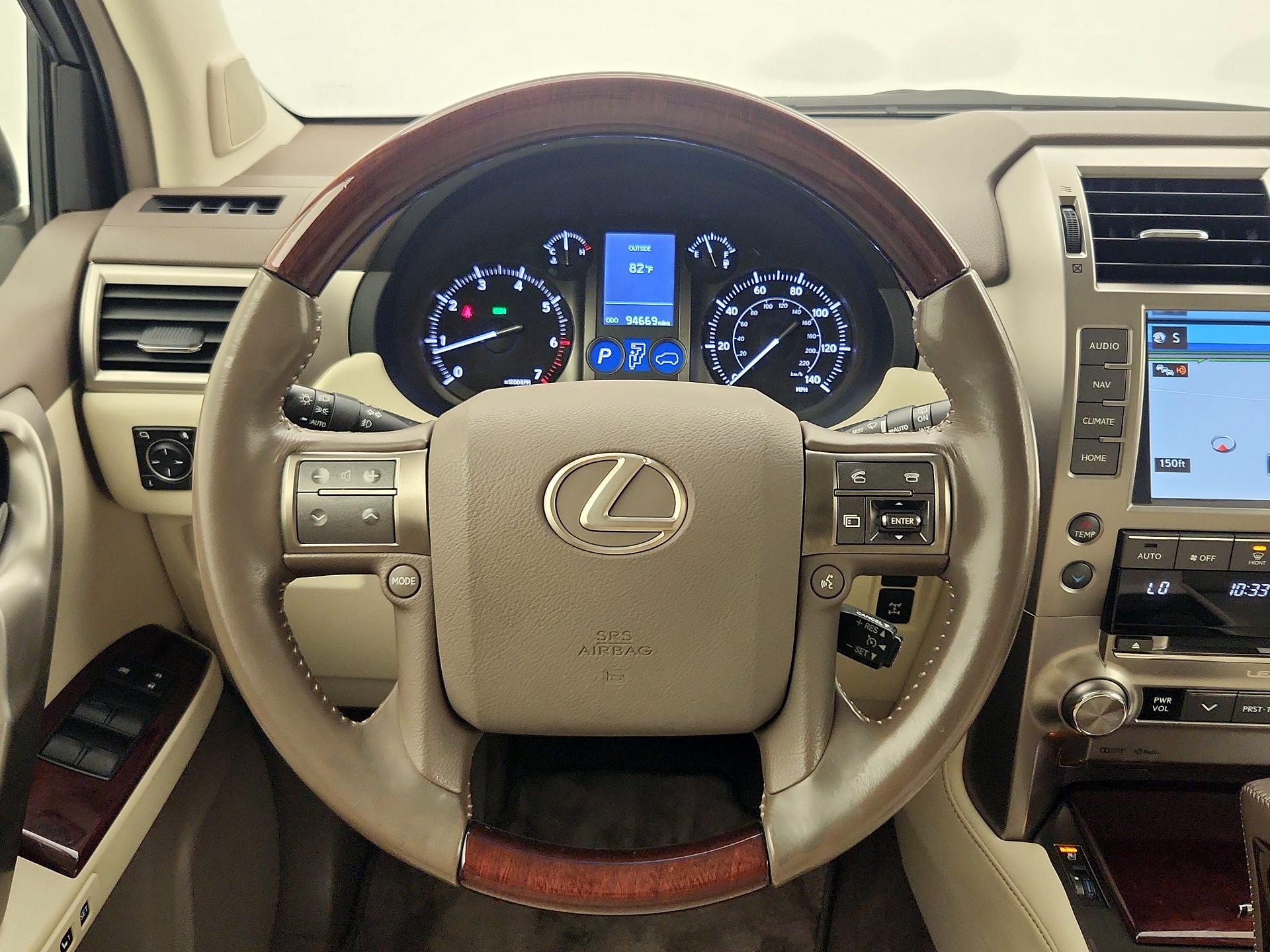 Thumbnail: 2016 Lexus GX - 10