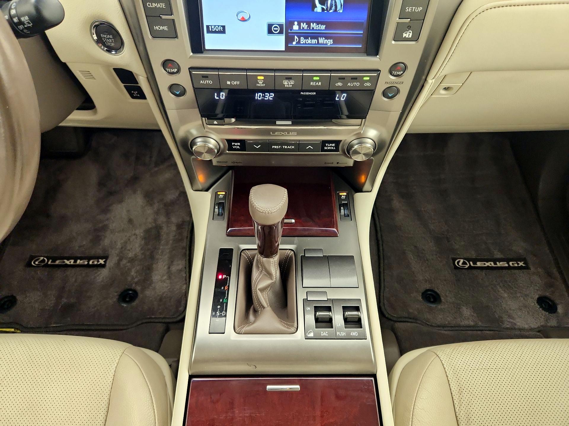 Thumbnail: 2016 Lexus GX - 18