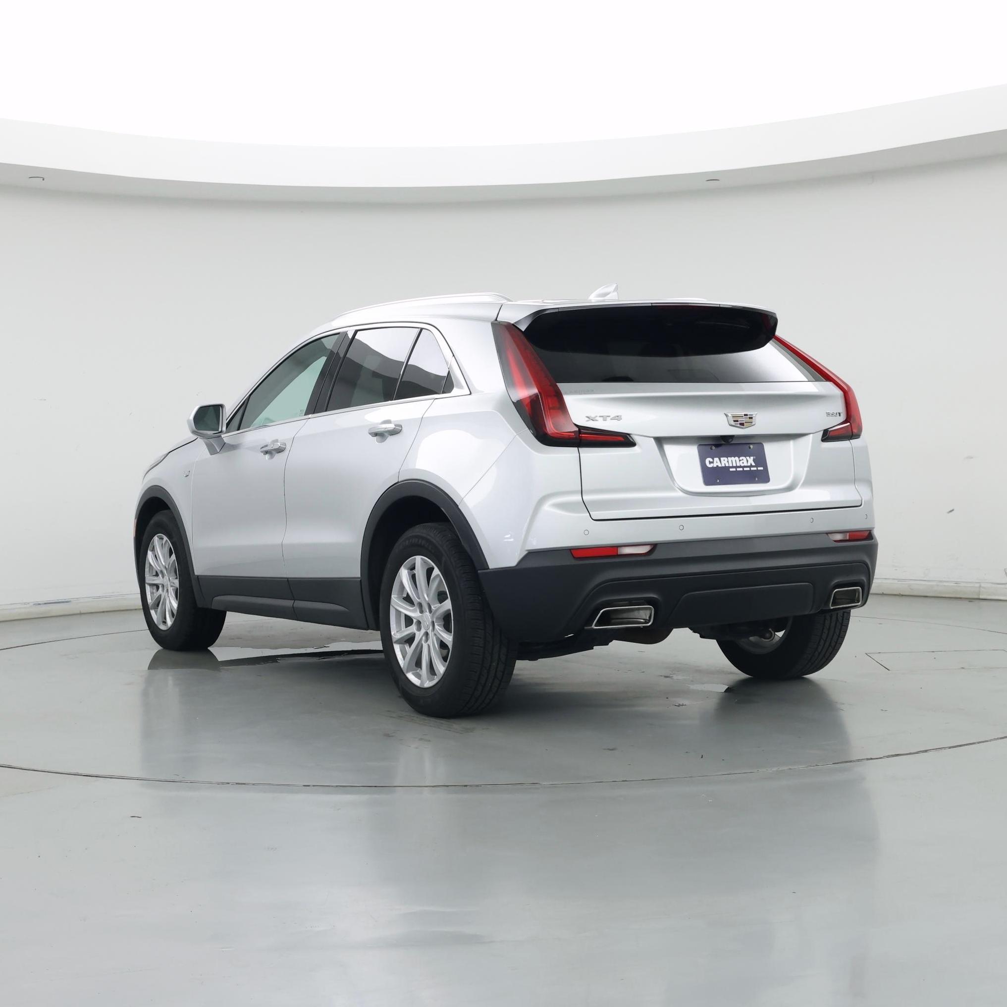 Thumbnail: 2021 Cadillac XT4 - 2