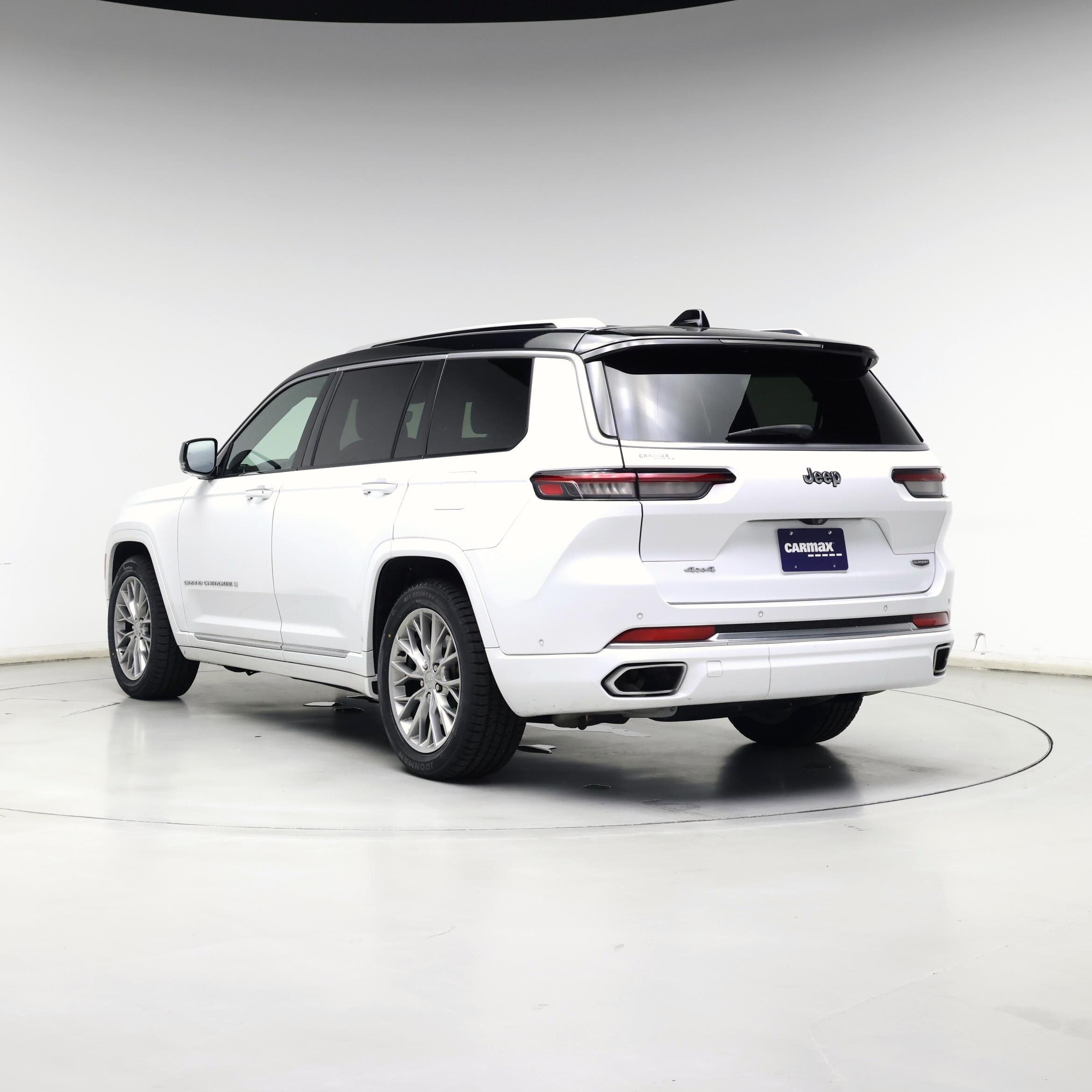 Thumbnail: 2023 Jeep Grand Cherokee L - 2