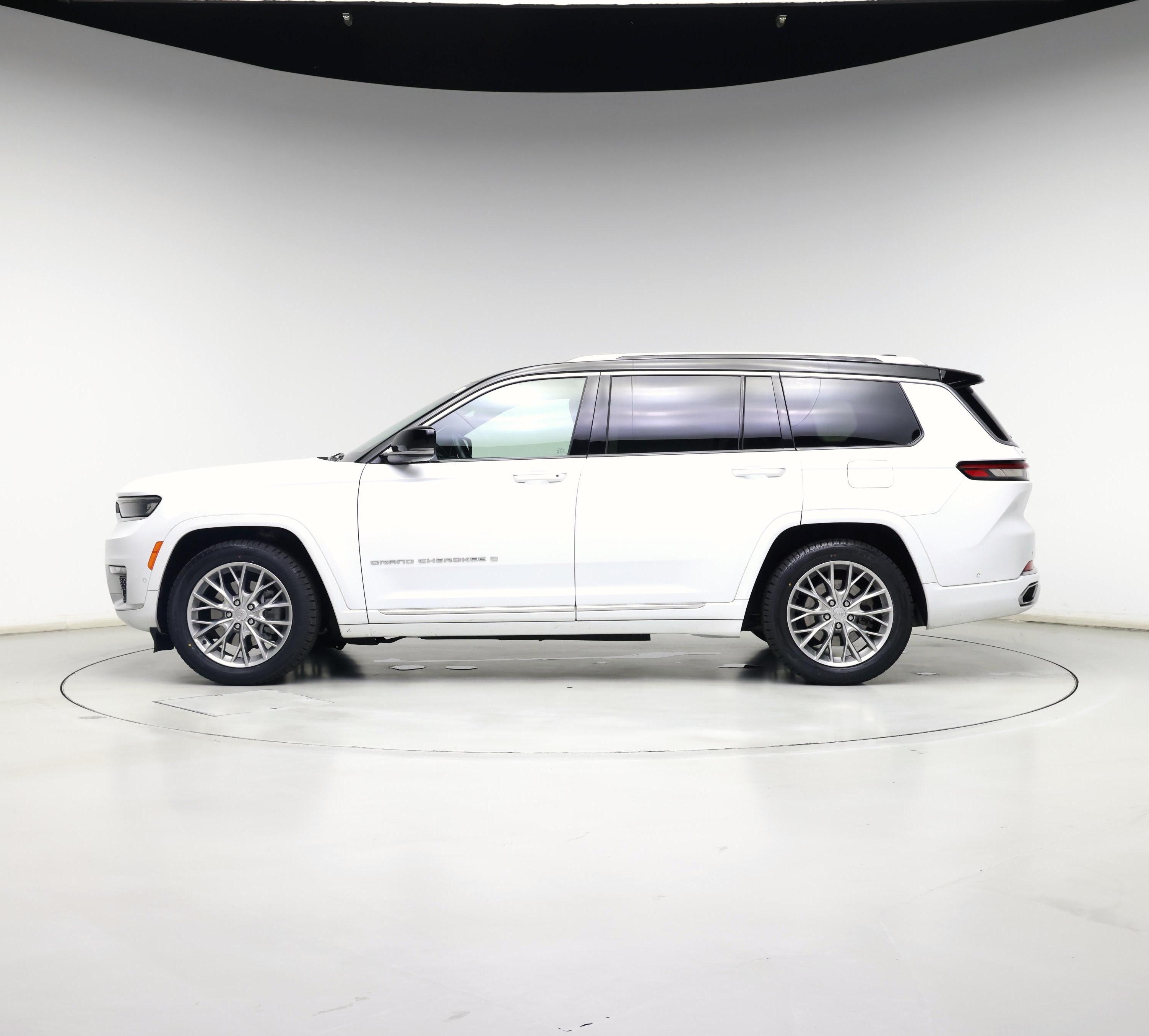 Thumbnail: 2023 Jeep Grand Cherokee L - 3