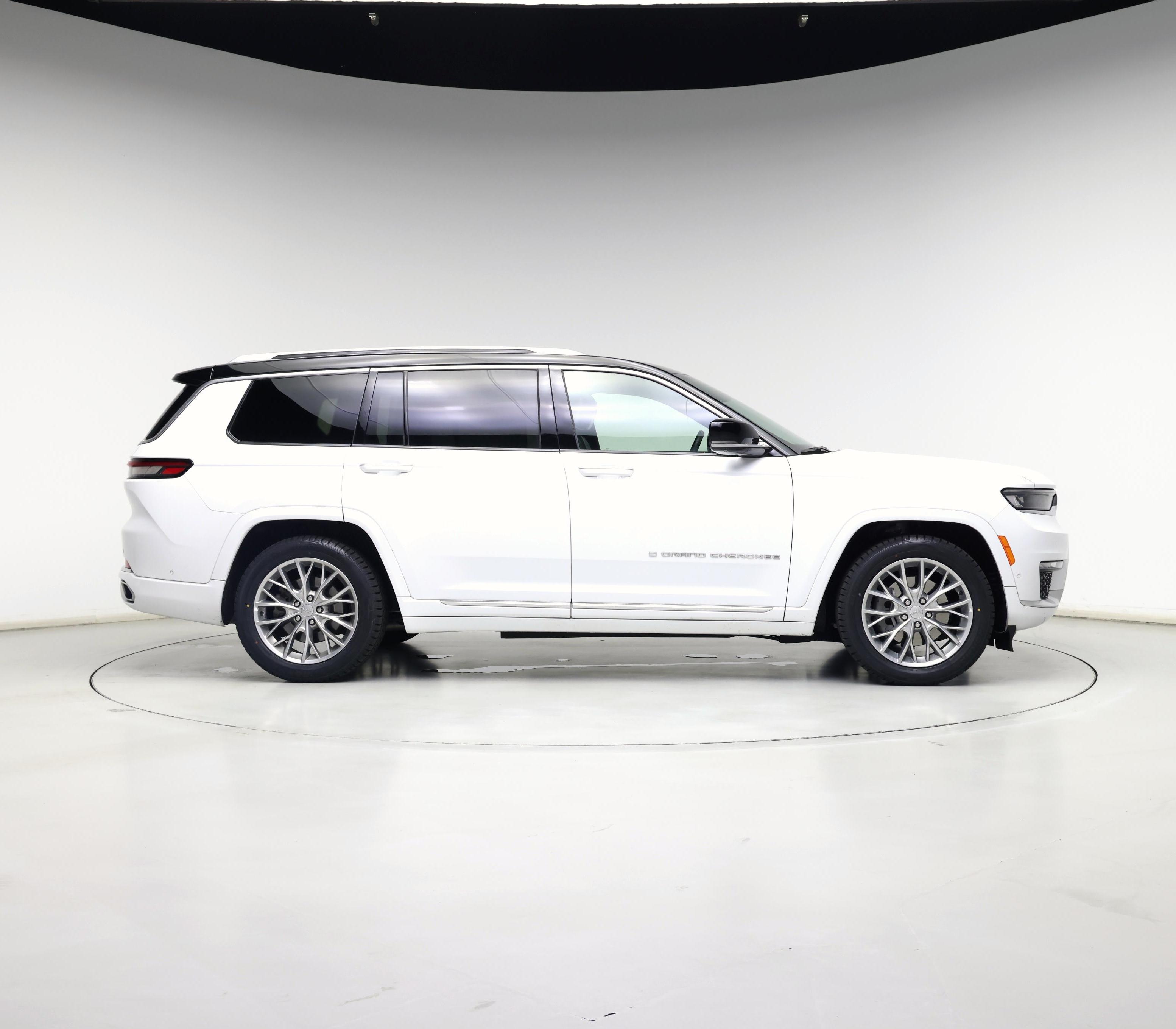 Thumbnail: 2023 Jeep Grand Cherokee L - 7
