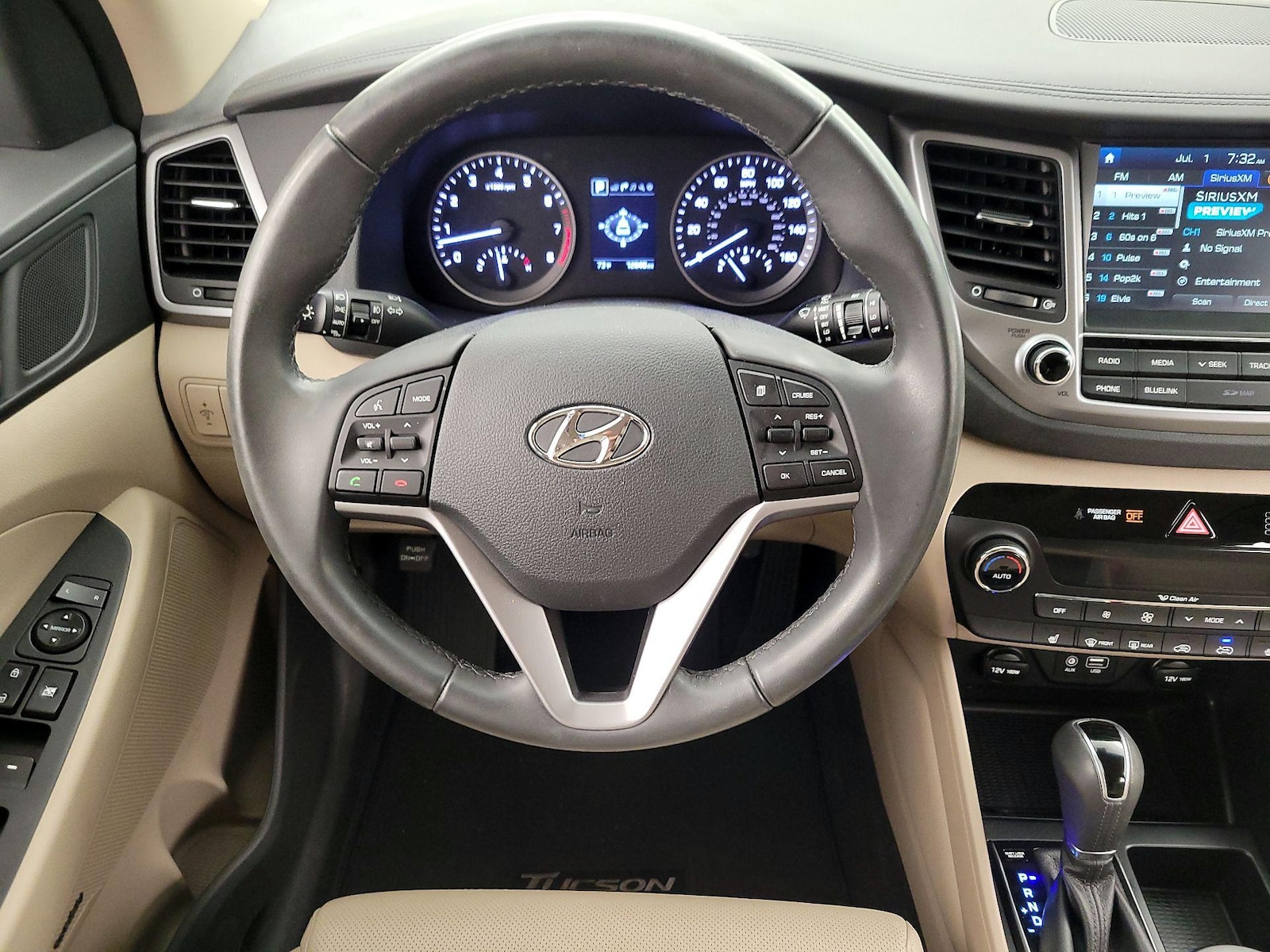 2017 Hyundai Tucson SE Plus - Photo 11