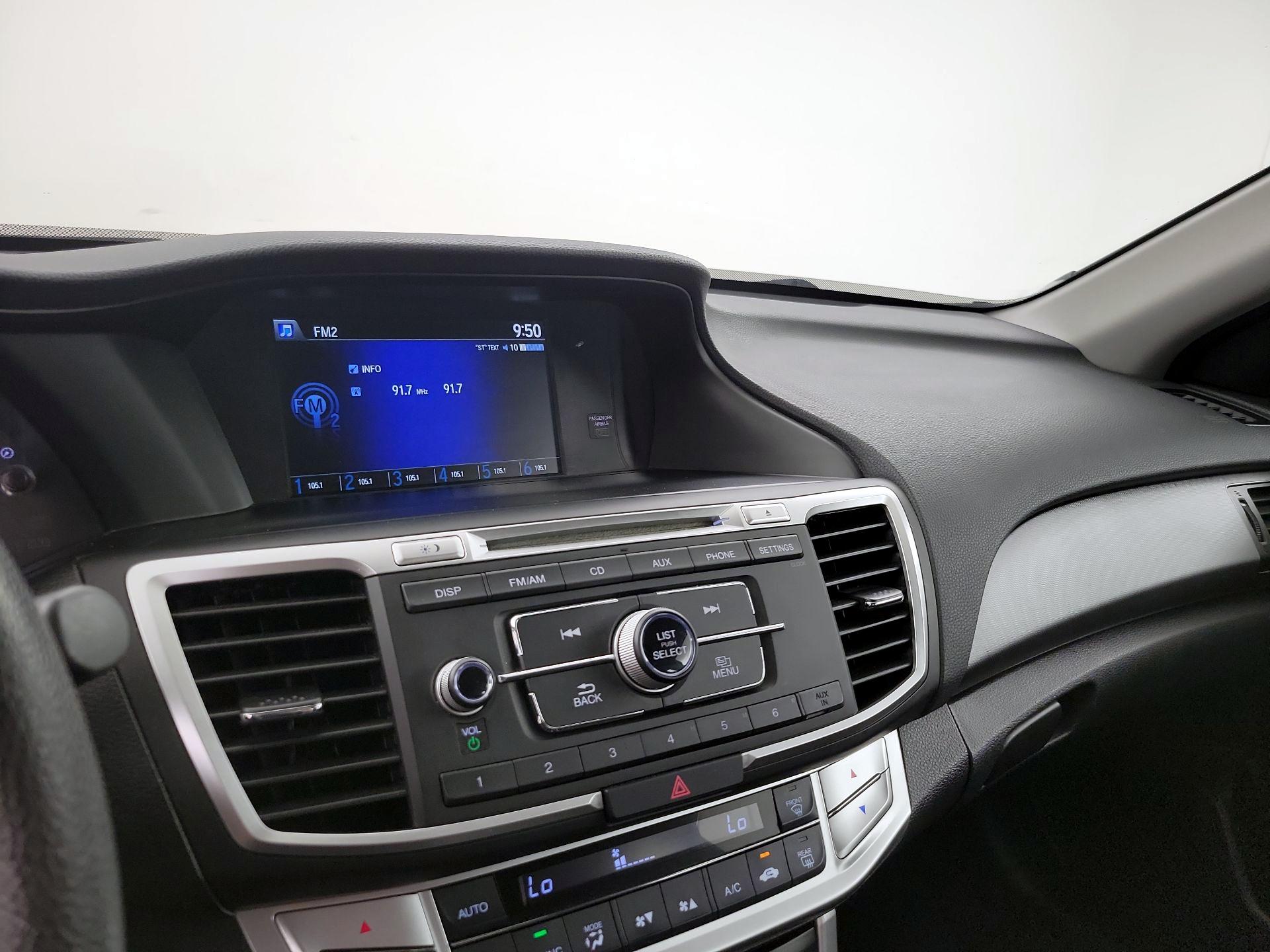 Thumbnail: 2015 Honda Accord - 15