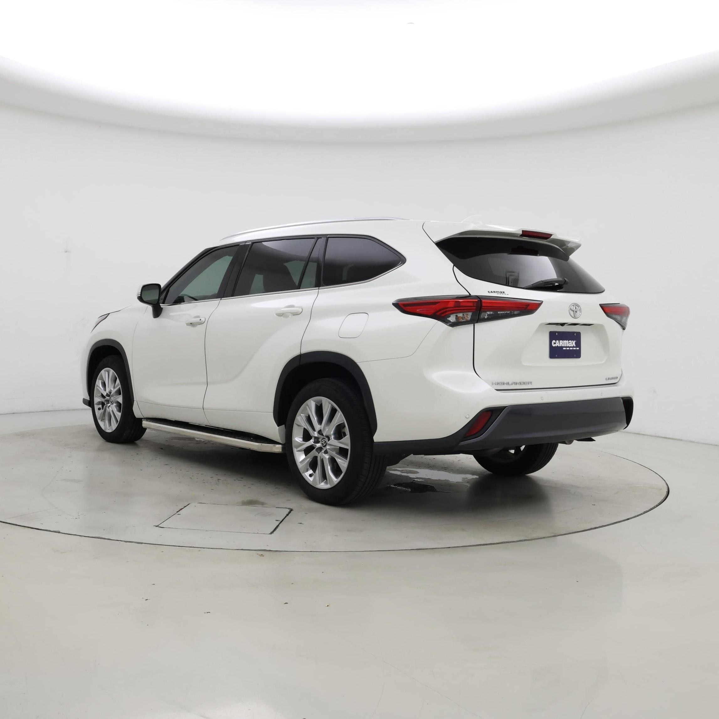 Thumbnail: 2021 Toyota Highlander - 2