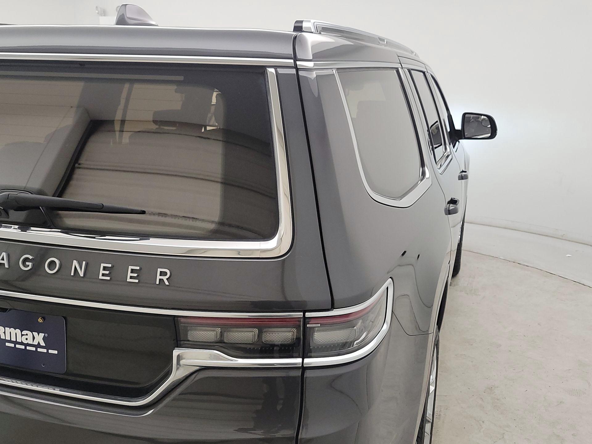 Thumbnail: 2023 Jeep Grand Wagoneer - 5