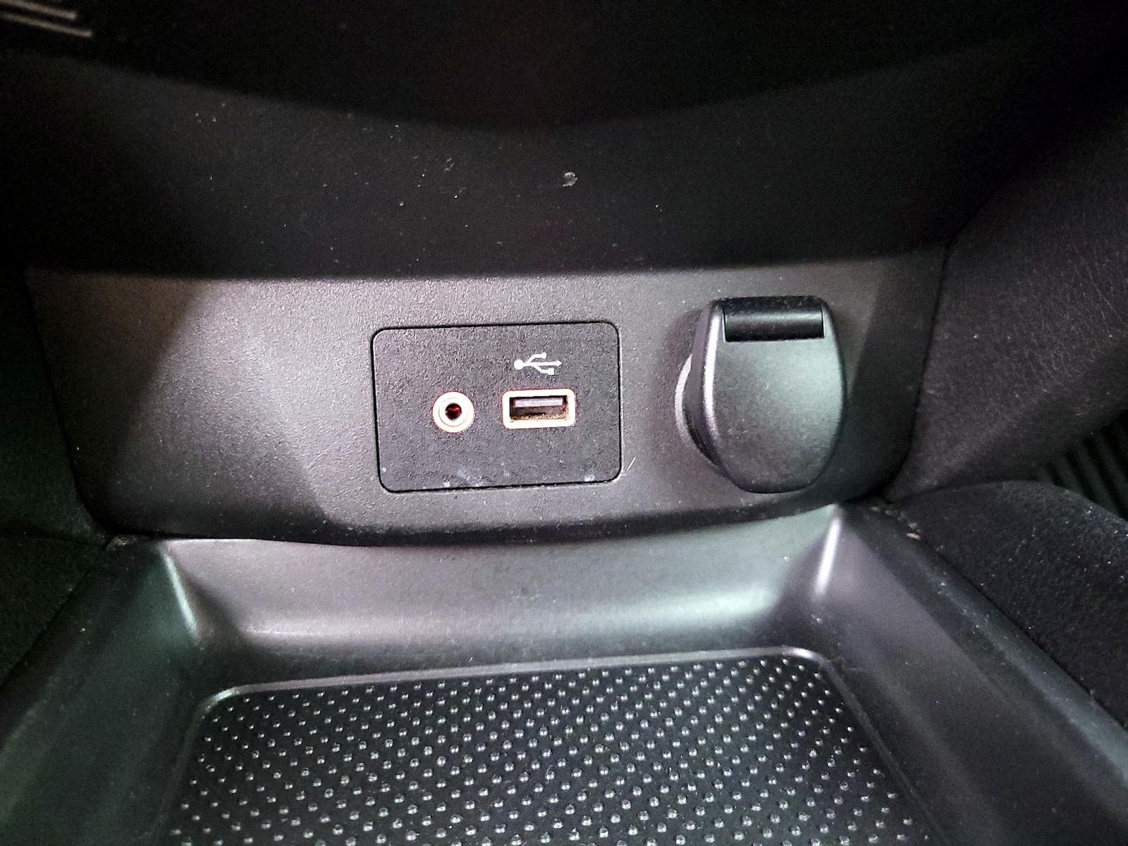 2021 Nissan Rogue Sport S - Photo 19