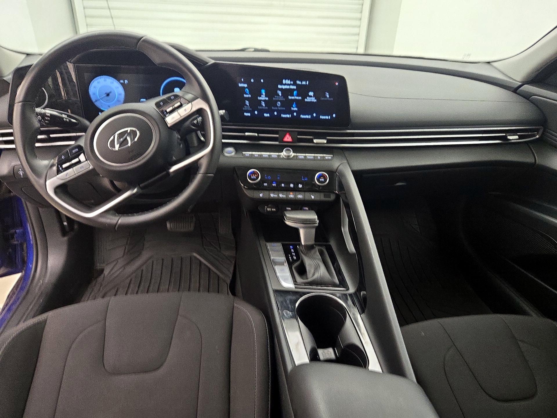 Thumbnail: 2023 Hyundai Elantra - 9